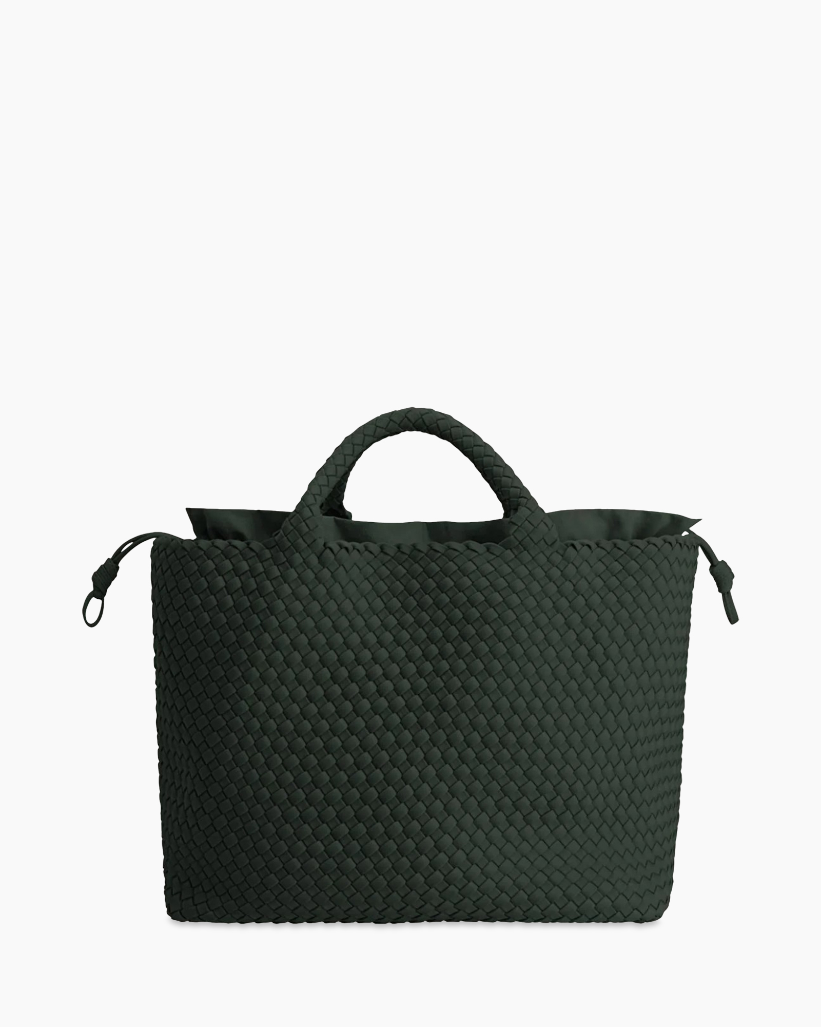 spijkerbroek, blauwe jeans, zwarte jas, tas, bruine schoenen