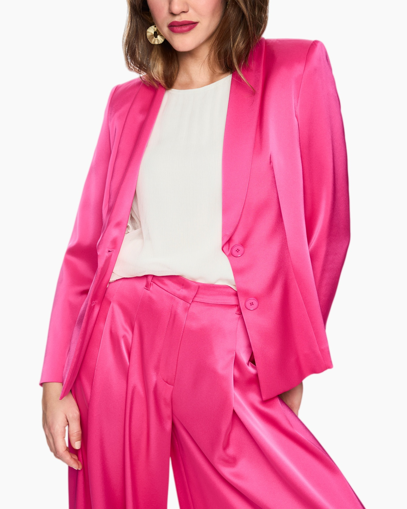 roze pak, blazer, broek, effen kleur, satijnachtig getal