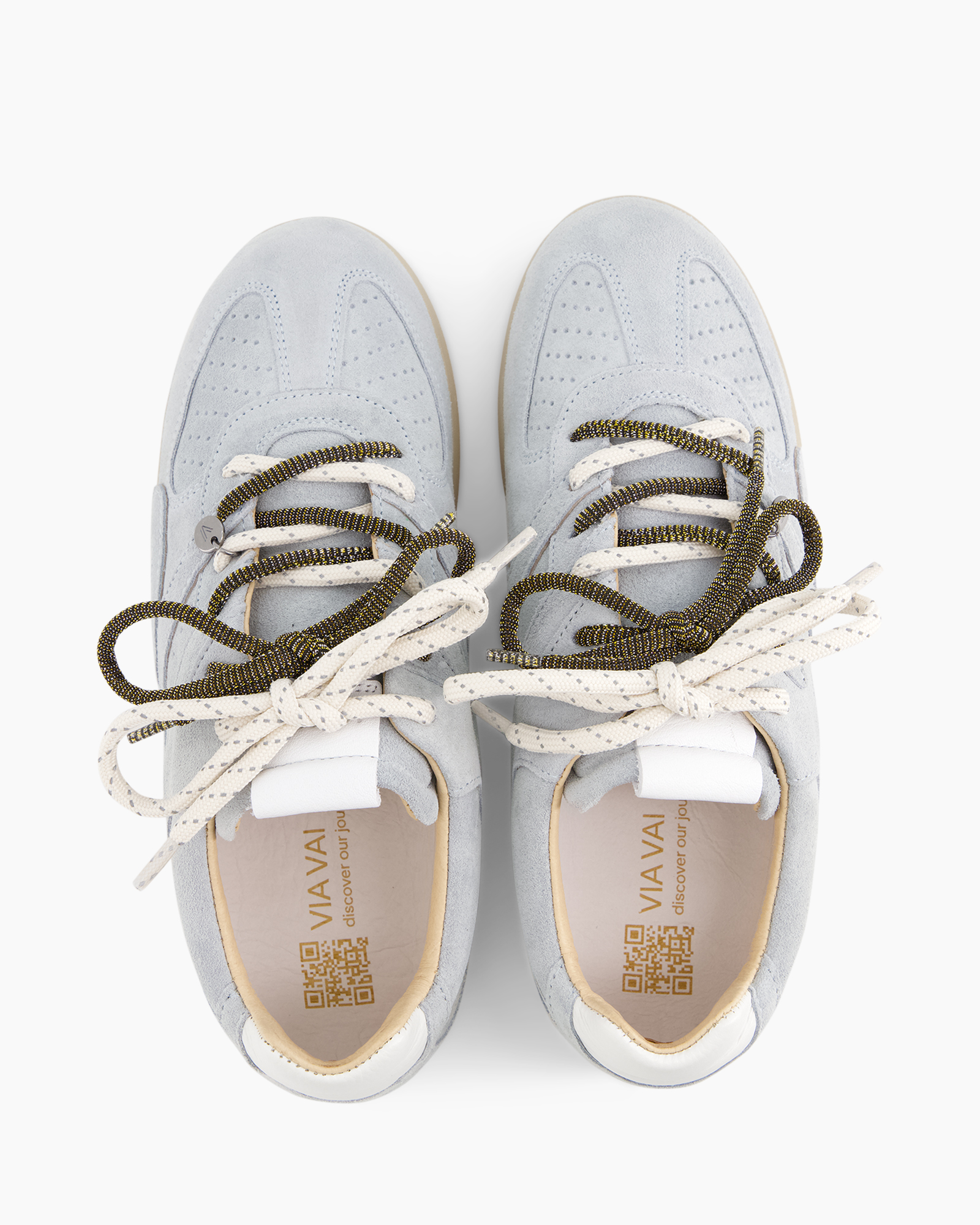 sneakers, lace-up, gray, suede, sturdy sole