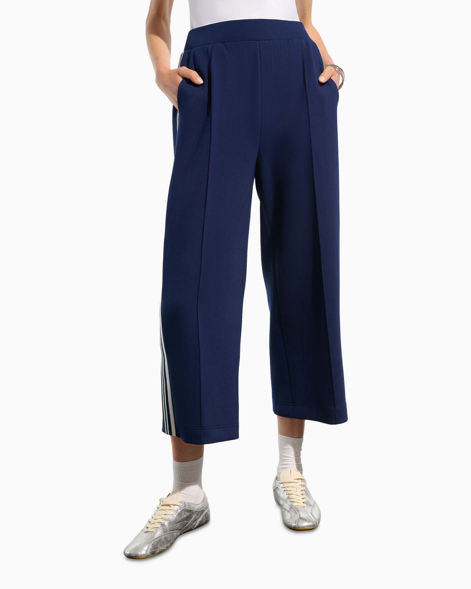 Clothing, Pants, Person, Footwear, Shoe