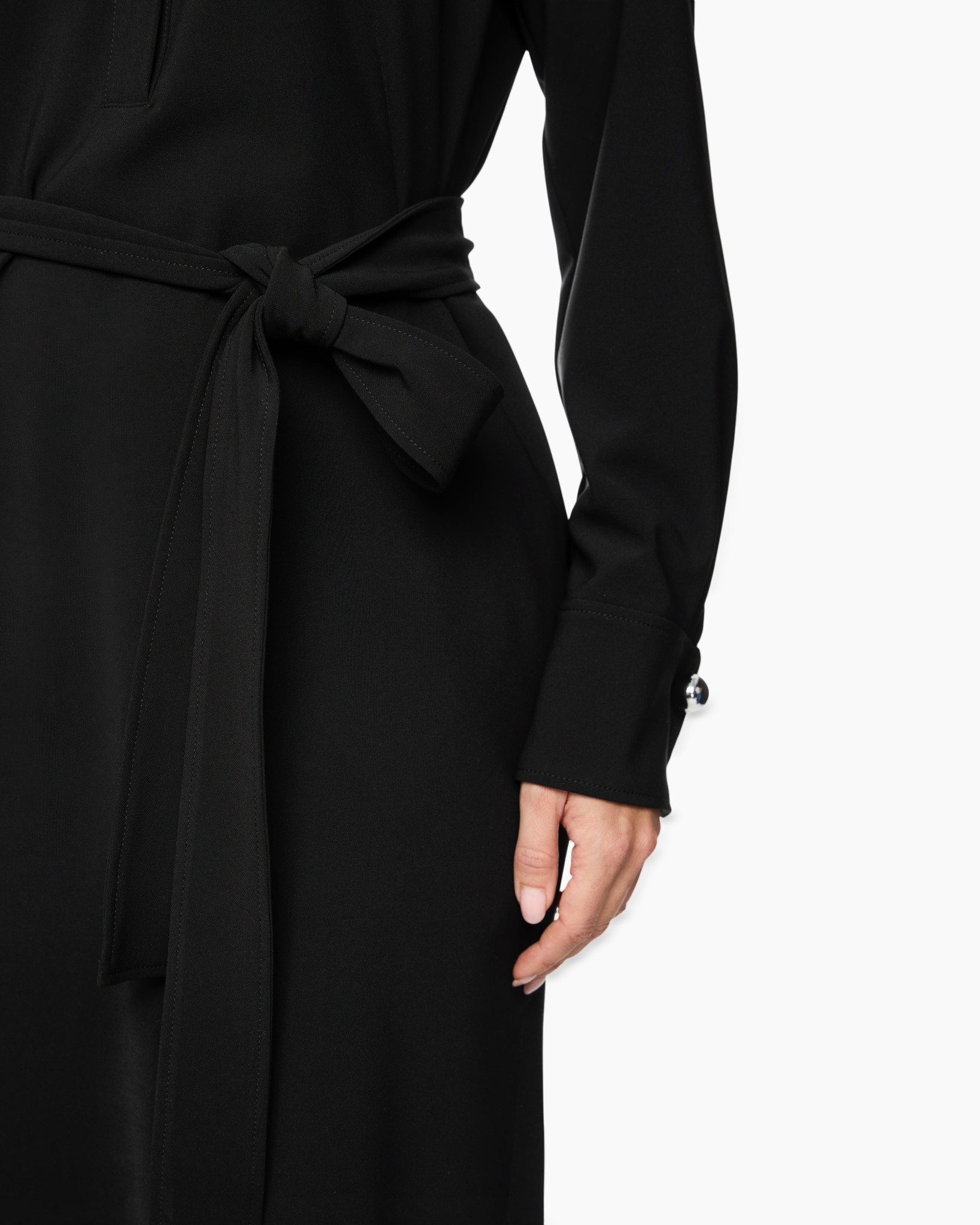 zwart, riem, overslag, jurk, mouwdetail