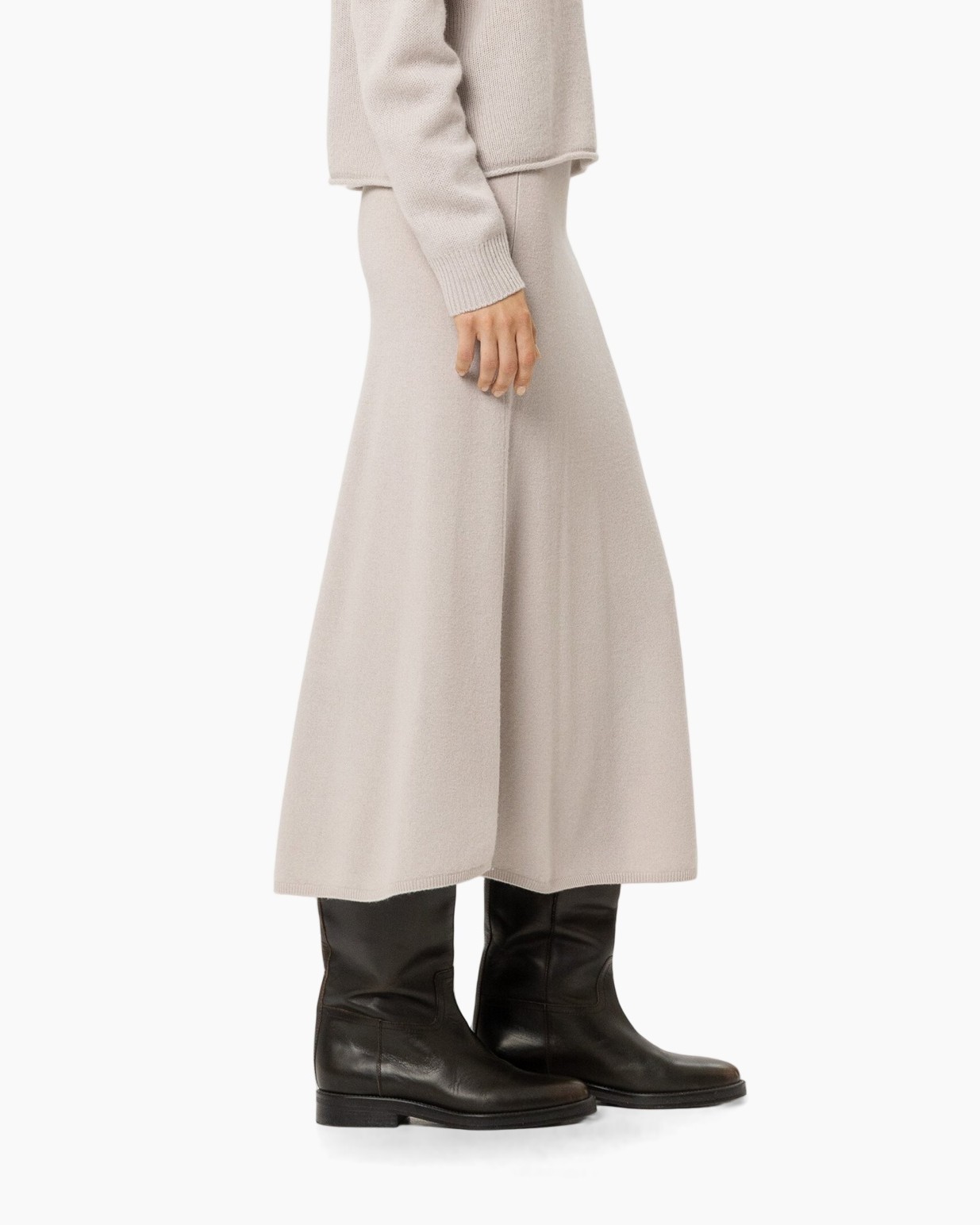 Rok, ankellengte, brei sweater, beige, laarzen
