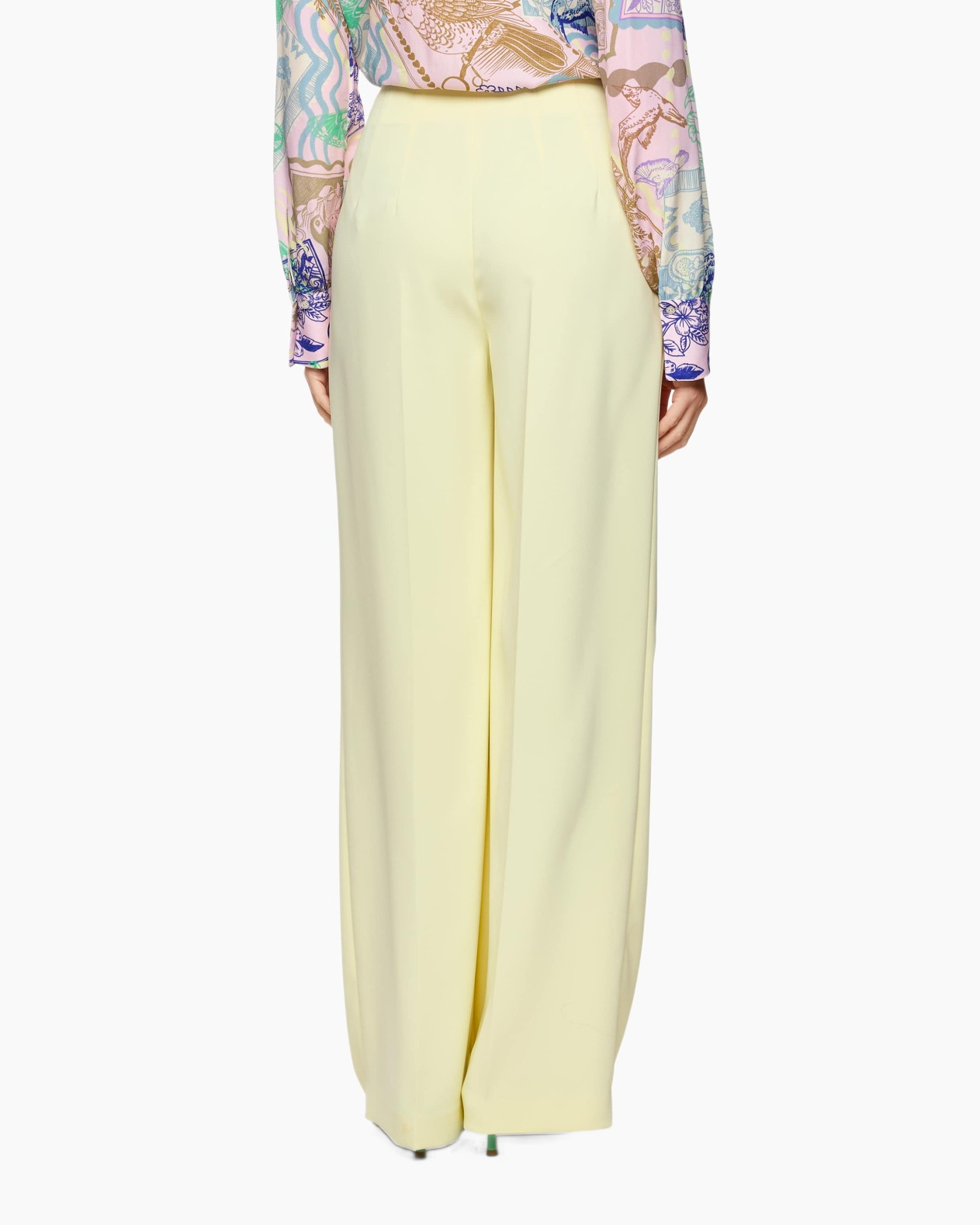 Clothing, Pants, Home Decor, Linen, Person