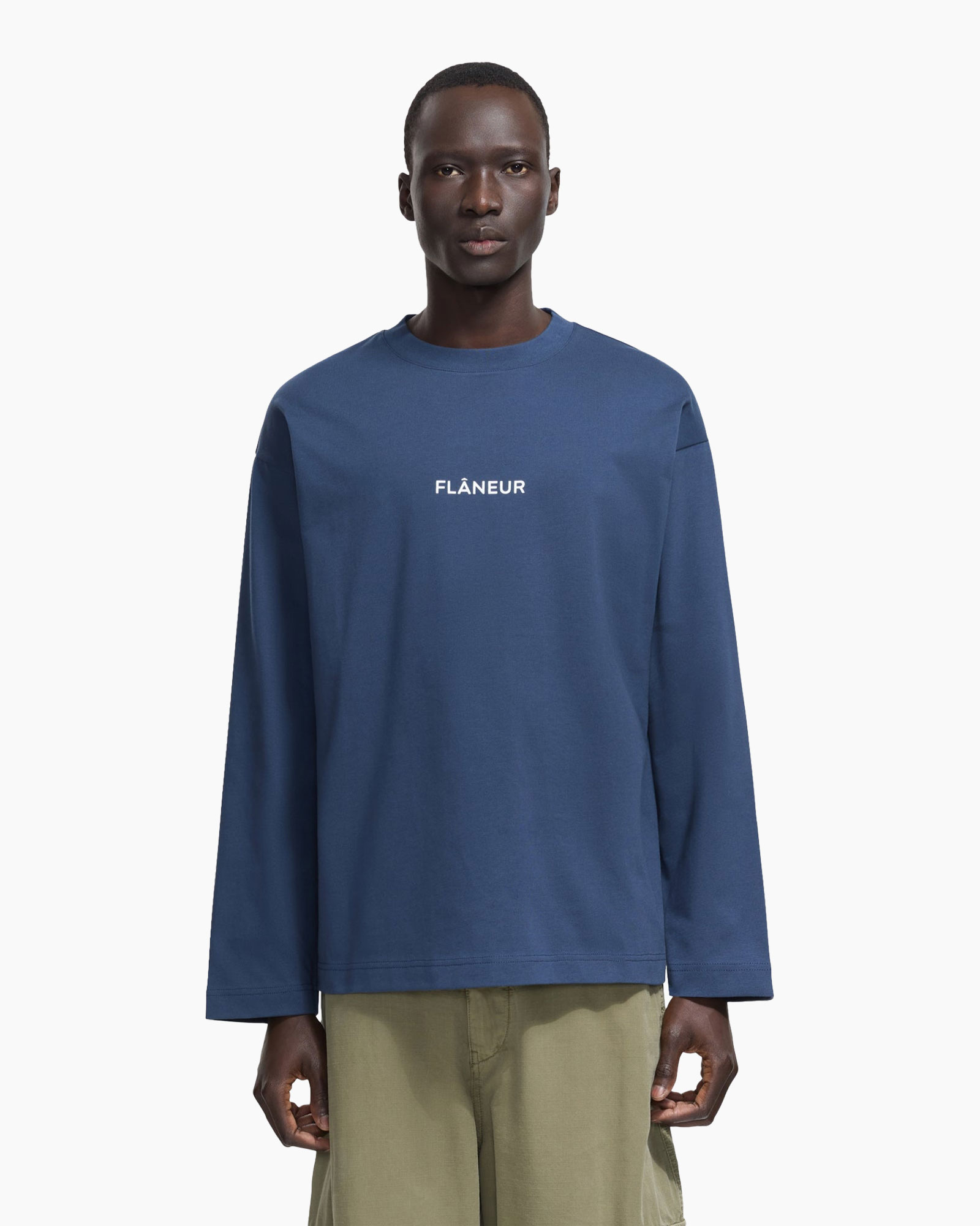 langermouw, blauw, rondhals, t-shirt, minimal logo