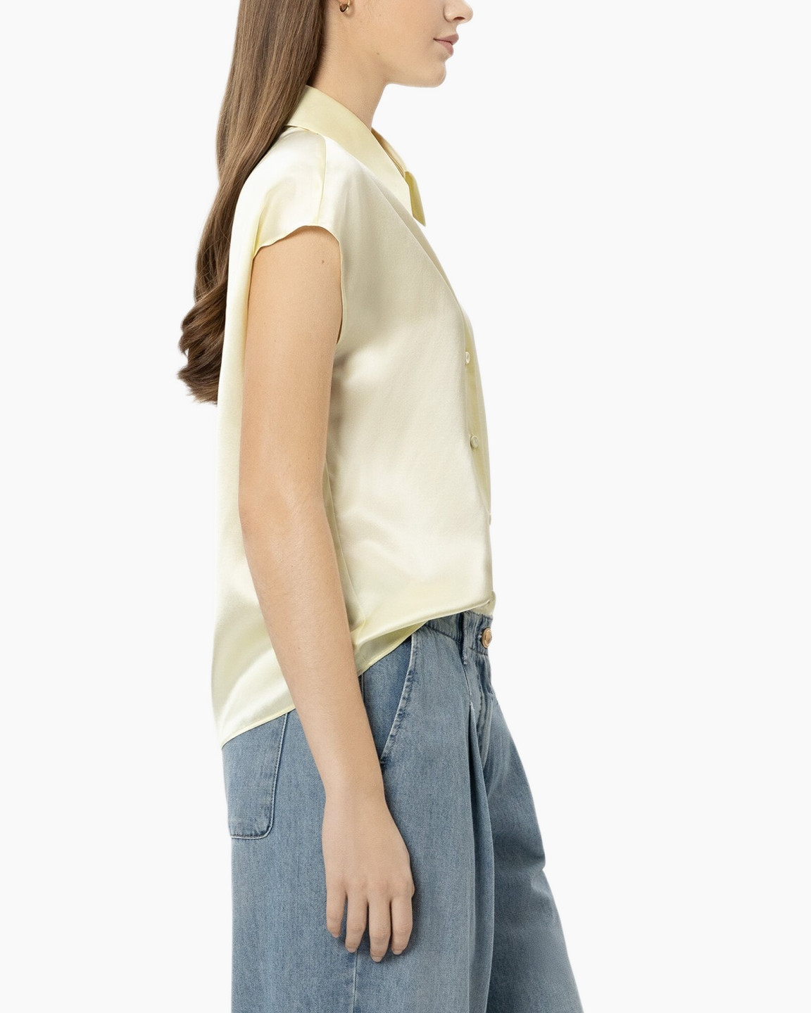 blouse, geelachtig roze/poedergeel, korte mouwen, kraag, zachte stof