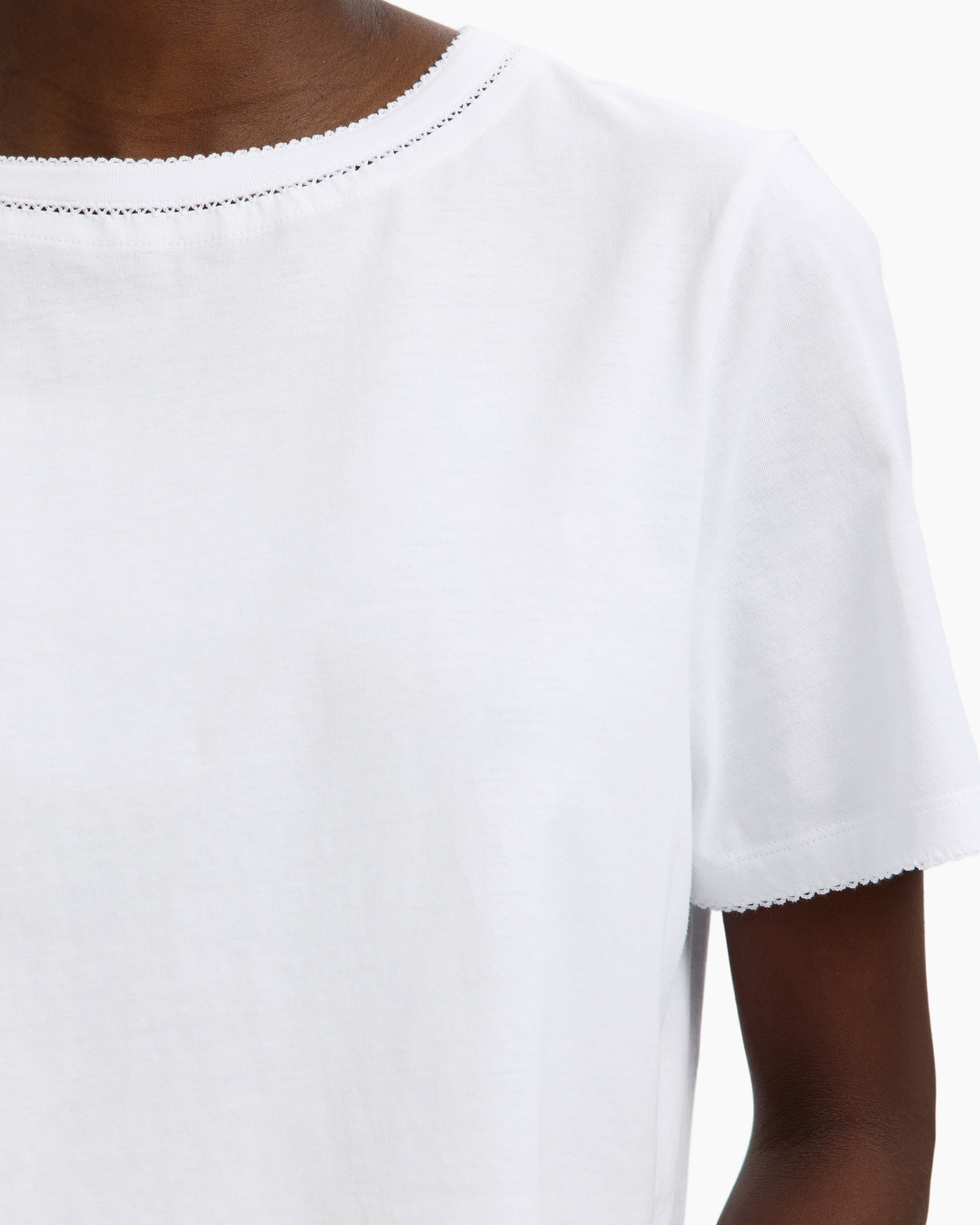 white, t-shirt, short sleeve, crew neck, linen look