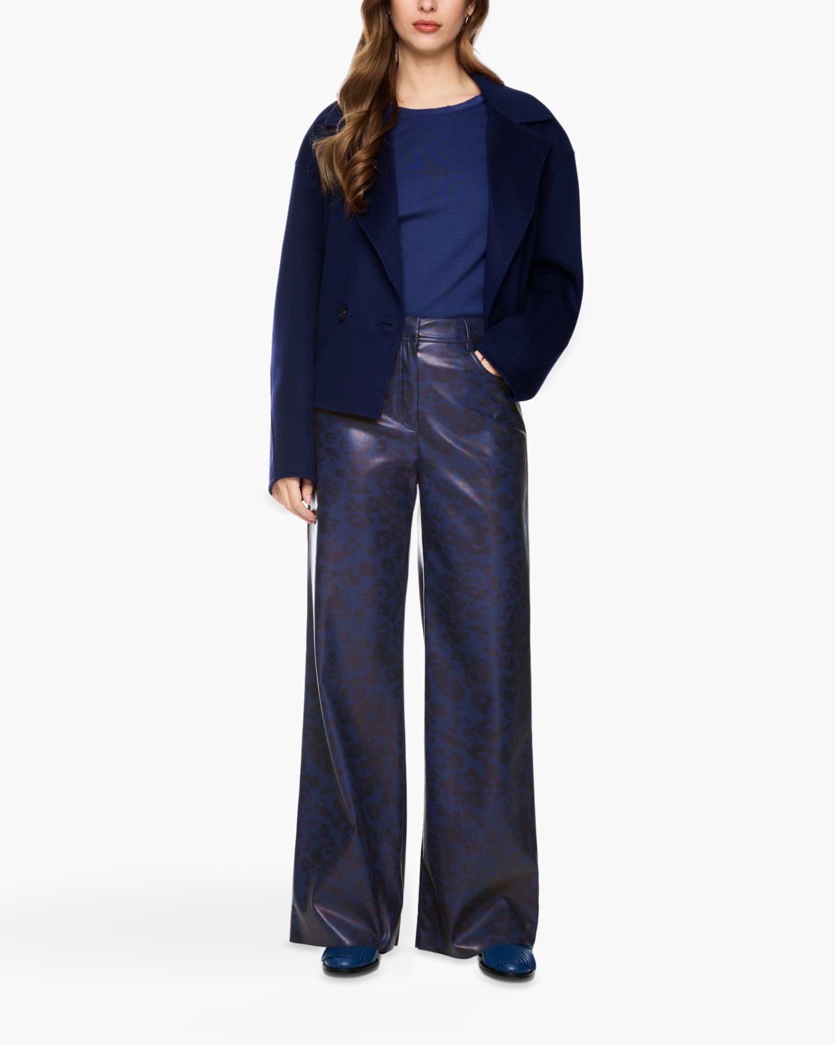 blazer, jasjak, wijdlopende broek, gladde broek, donkerblauw