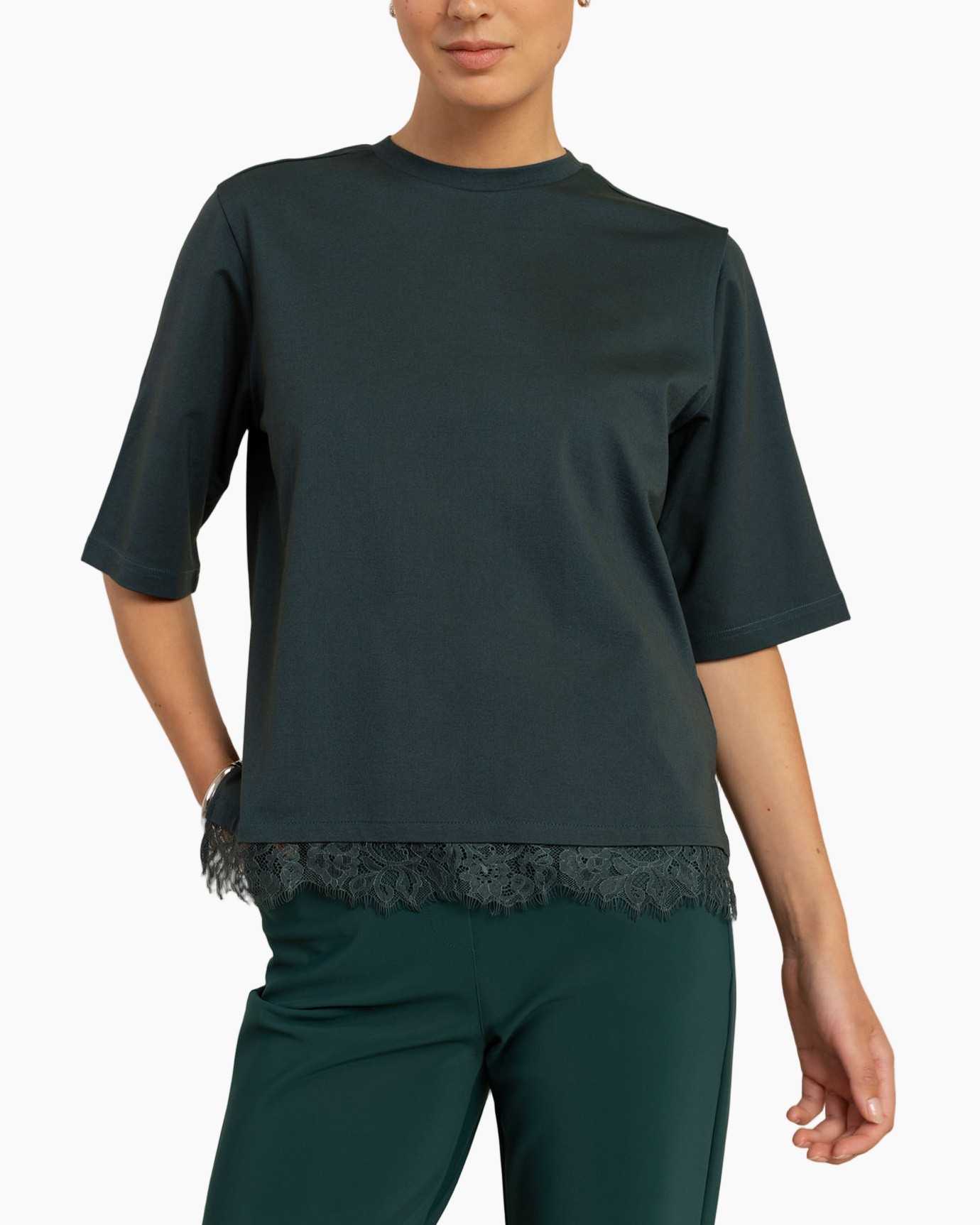 top, t-shirt, lace trim, short sleeves, donkergroen