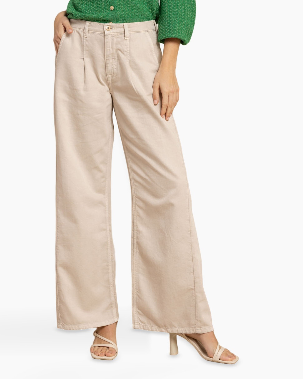 beige broek, wijd uitlopend, hoge taille, zakken, enkellengte