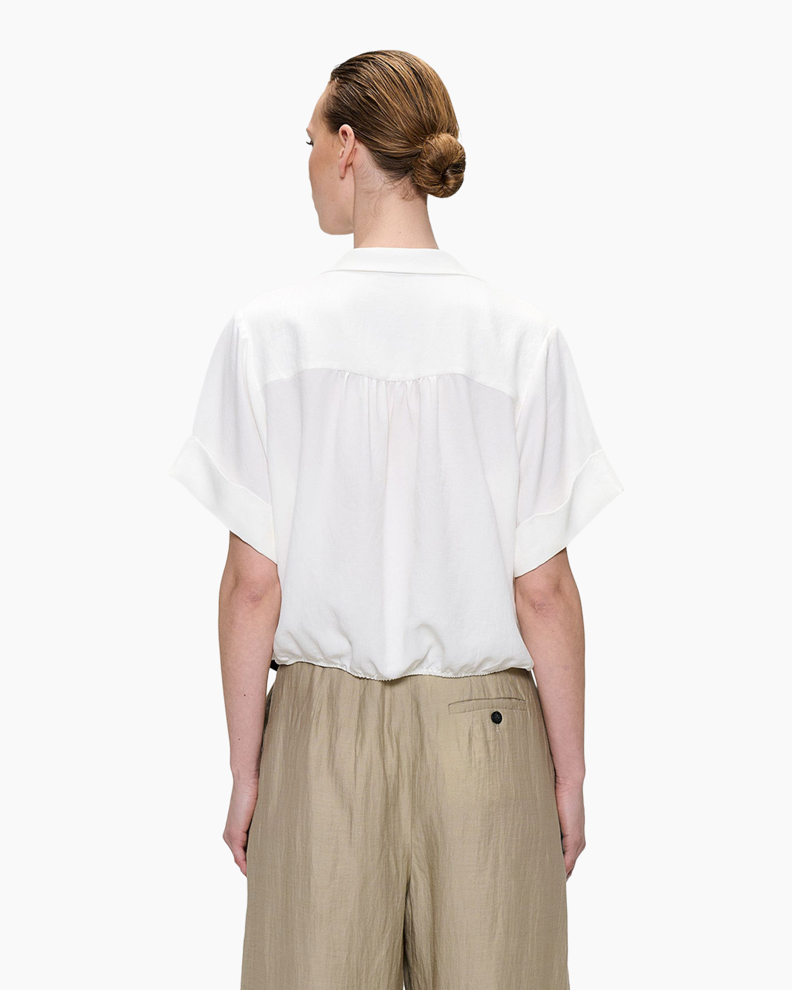 blouse, wit, korte mouw, zak, kraag