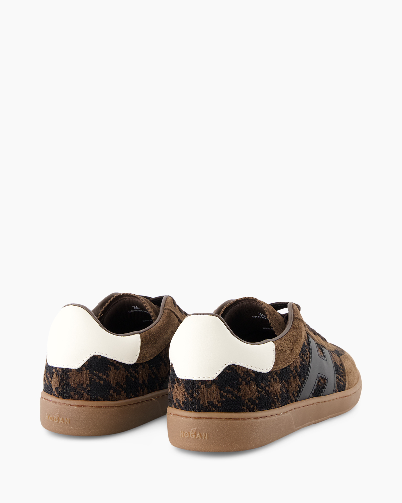 neakers, bruin, camouflage, suede, witte hiel
