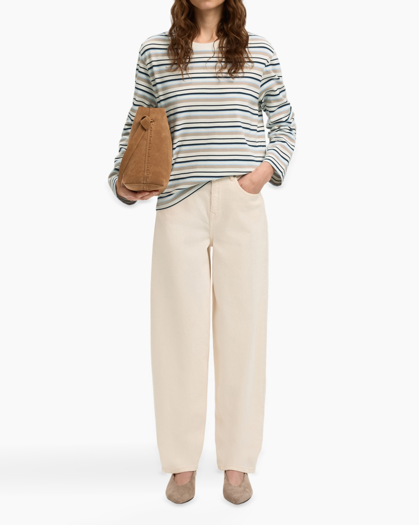 striped top, long-sleeve, beige pants, neutral bag, flat shoes