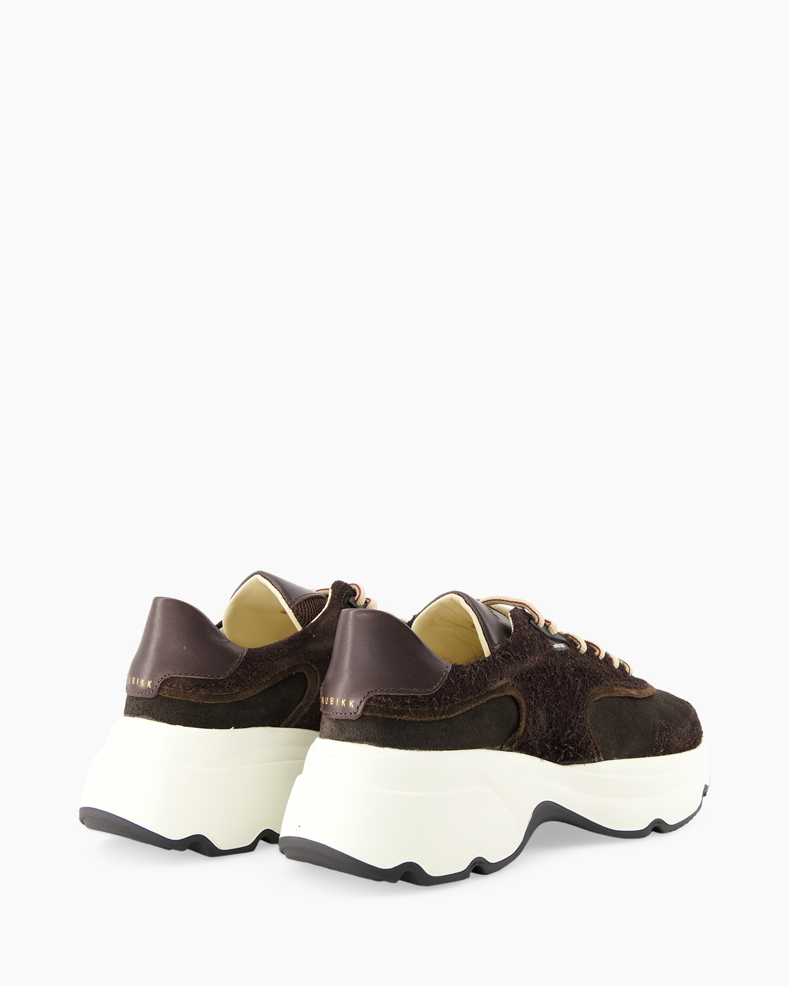 platformsneakers, bruine suède, chunky zool, achterkant, lage snit