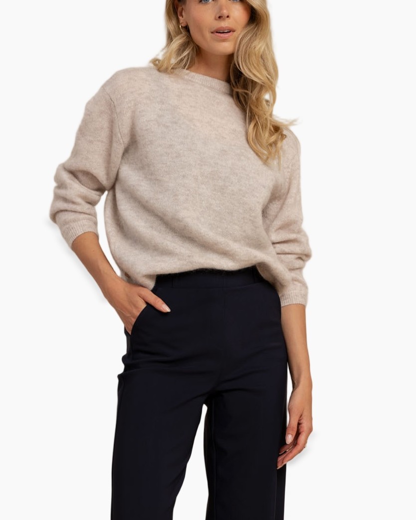 trui, nakken_kraag?, beige, lang_dd?, korte mouwen