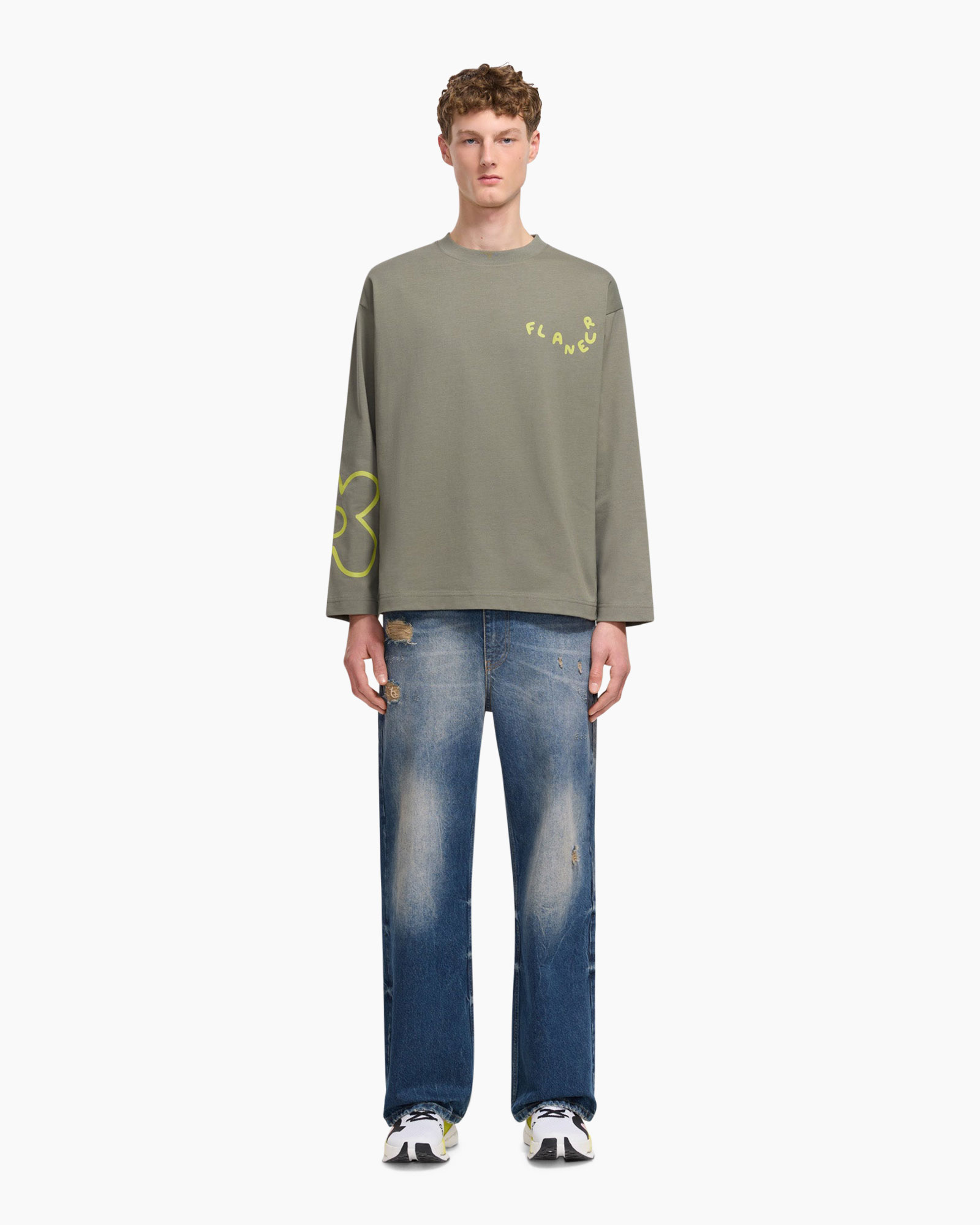 lange mouw, olijf groen, grafisch, distressed jeans, kraagloos