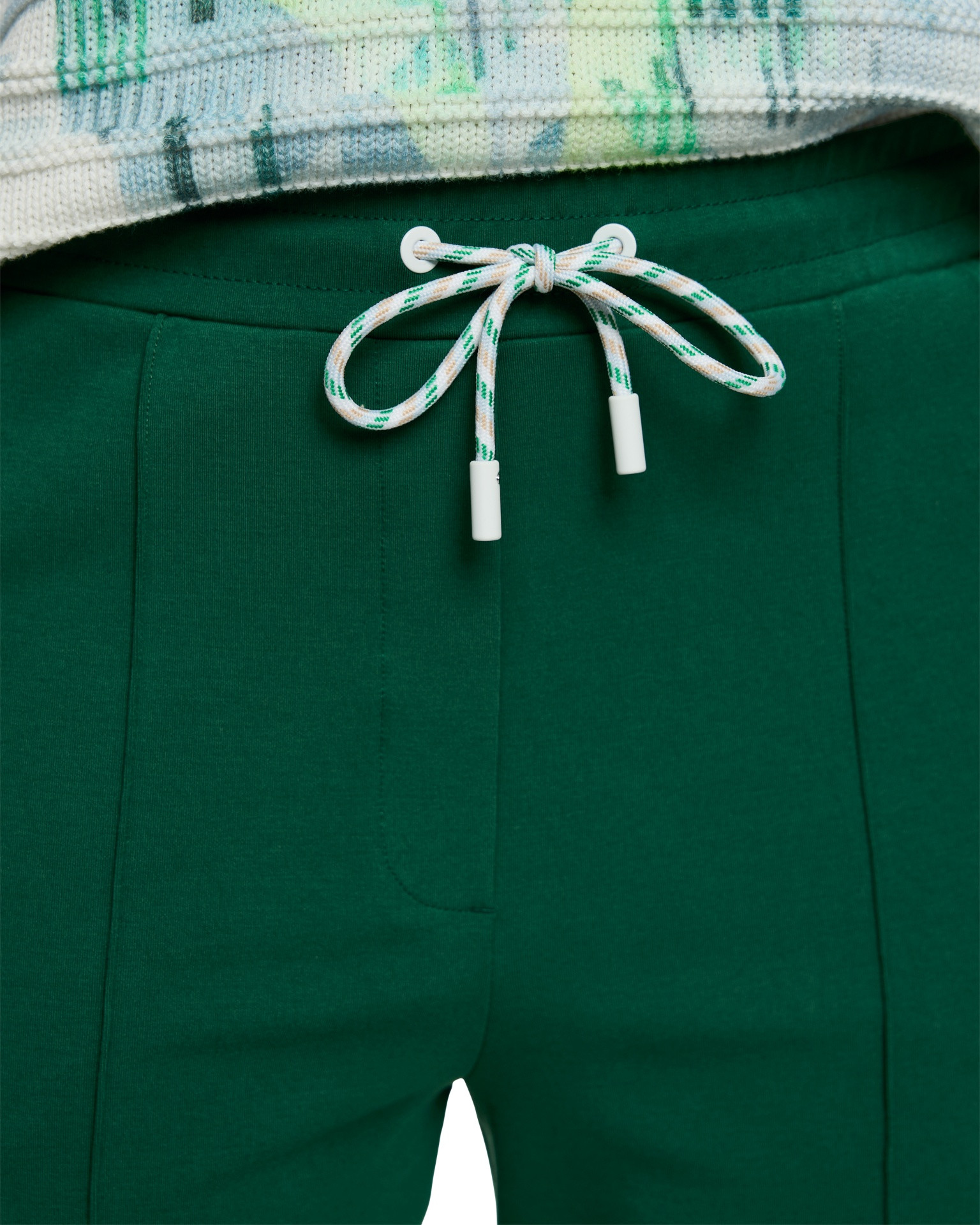 Knoop, Kleding, Korte broek, Broeken, Jas