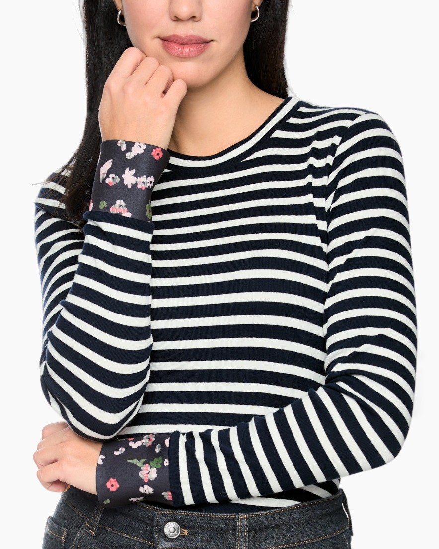 gebloemde manchet, navy-wit, lange mouw, ribrolk, gestreepte trui