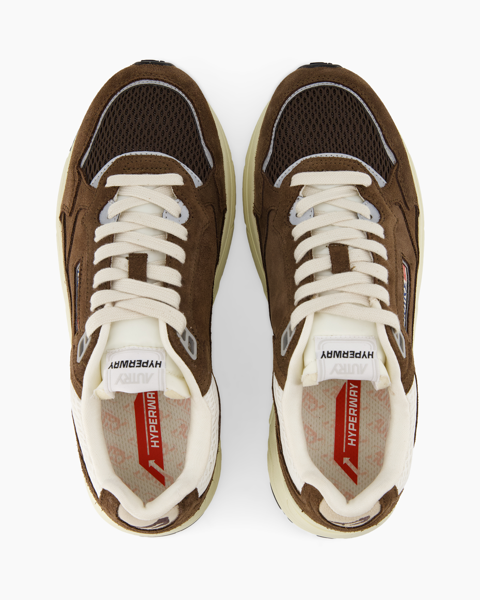 sneakers, bruin, gaasmesh, schoenenveters, sneaker