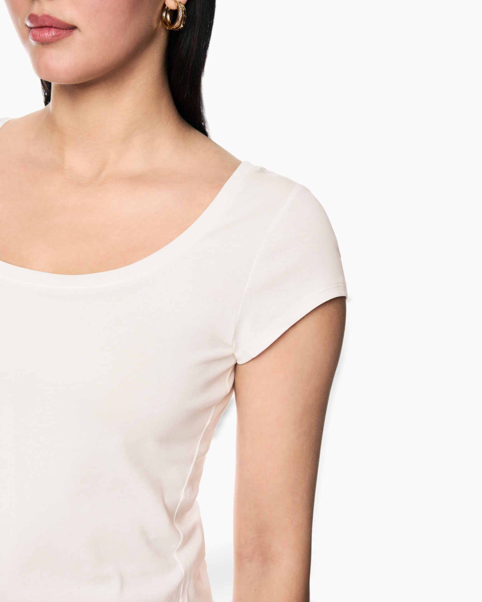 t-shirt, crew neck, short sleeve, beige, woman