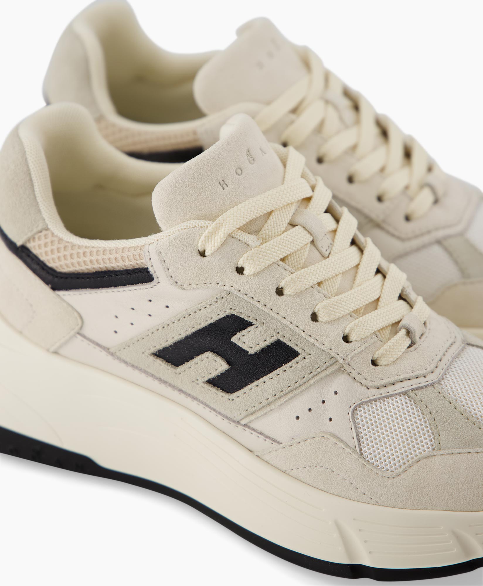 Sneaker H669 Hyperlight Wit