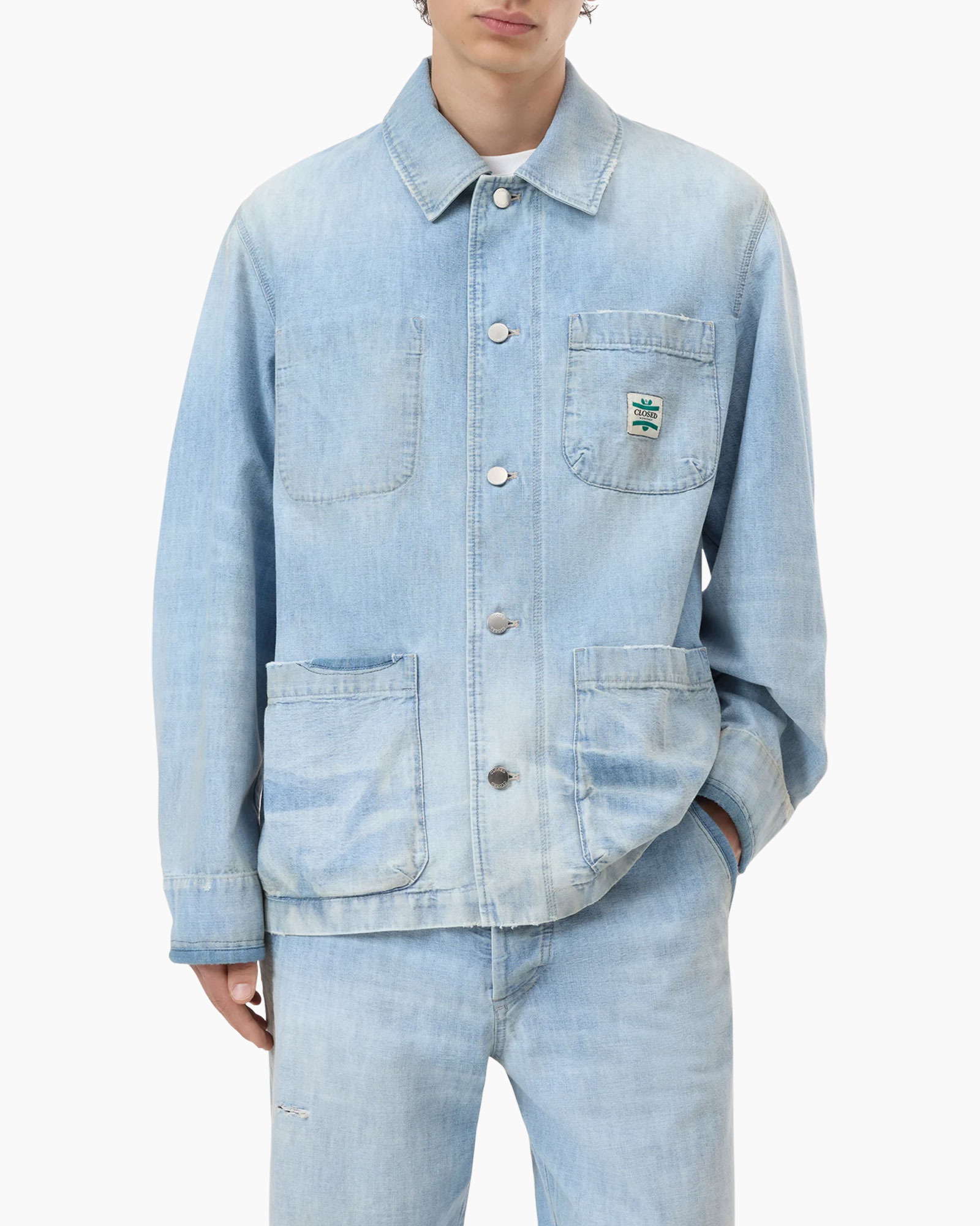 denim, jacket, lichte wassing, zak, knopsluiting