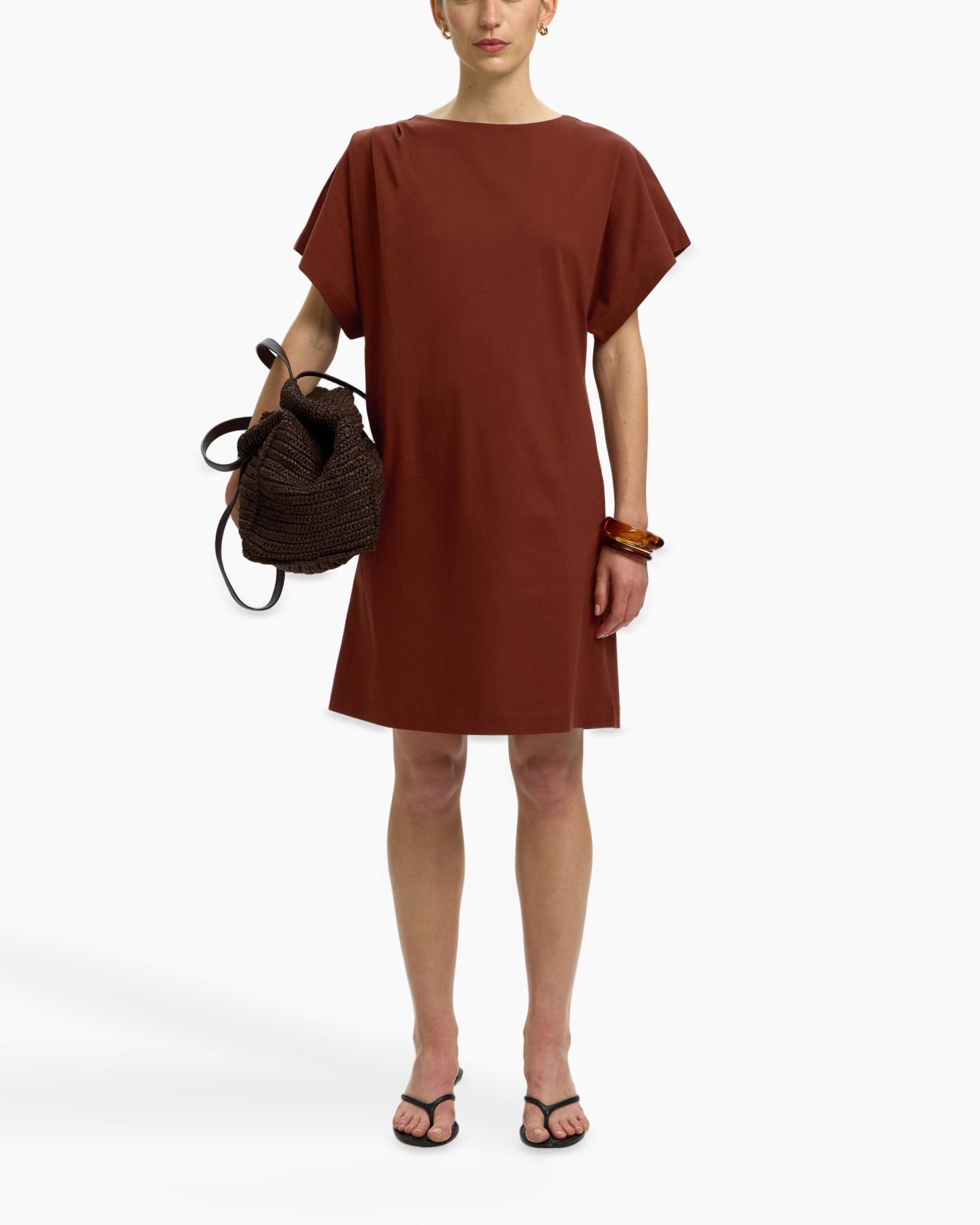 jurk, korte mouwen, roodbruin, linnen-achtig, minimalistisch
