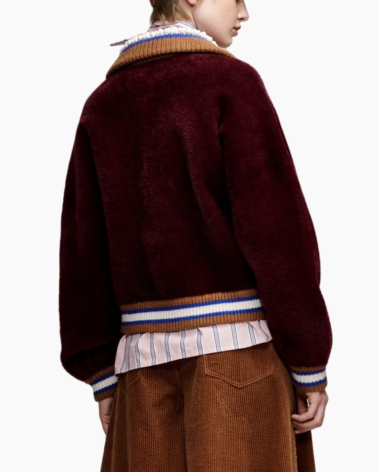 bordeaux jas, fleece jas, kraag, gebreide kraag, knopen cardigan