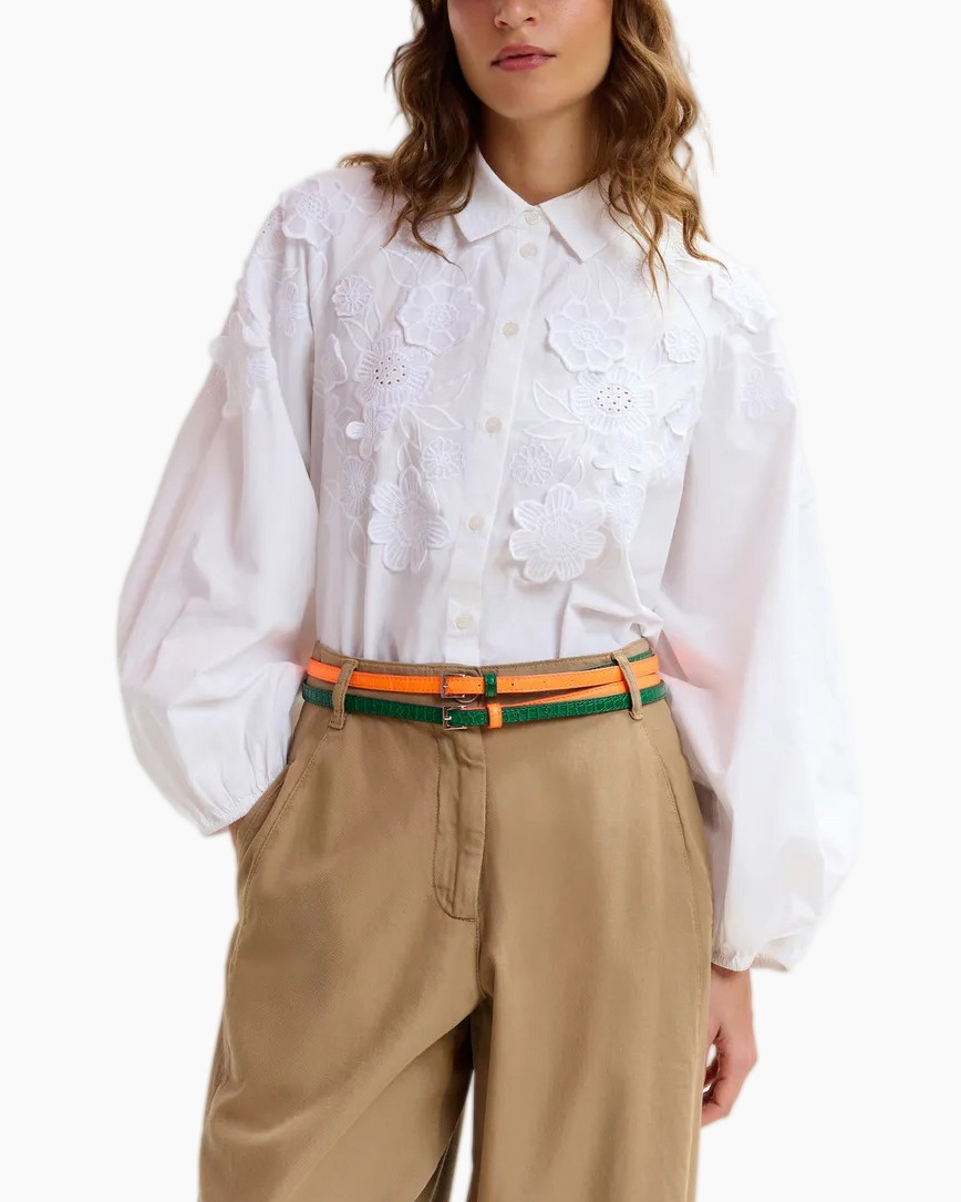 blouse, borduurwerk, wit, pofmouw, broeken