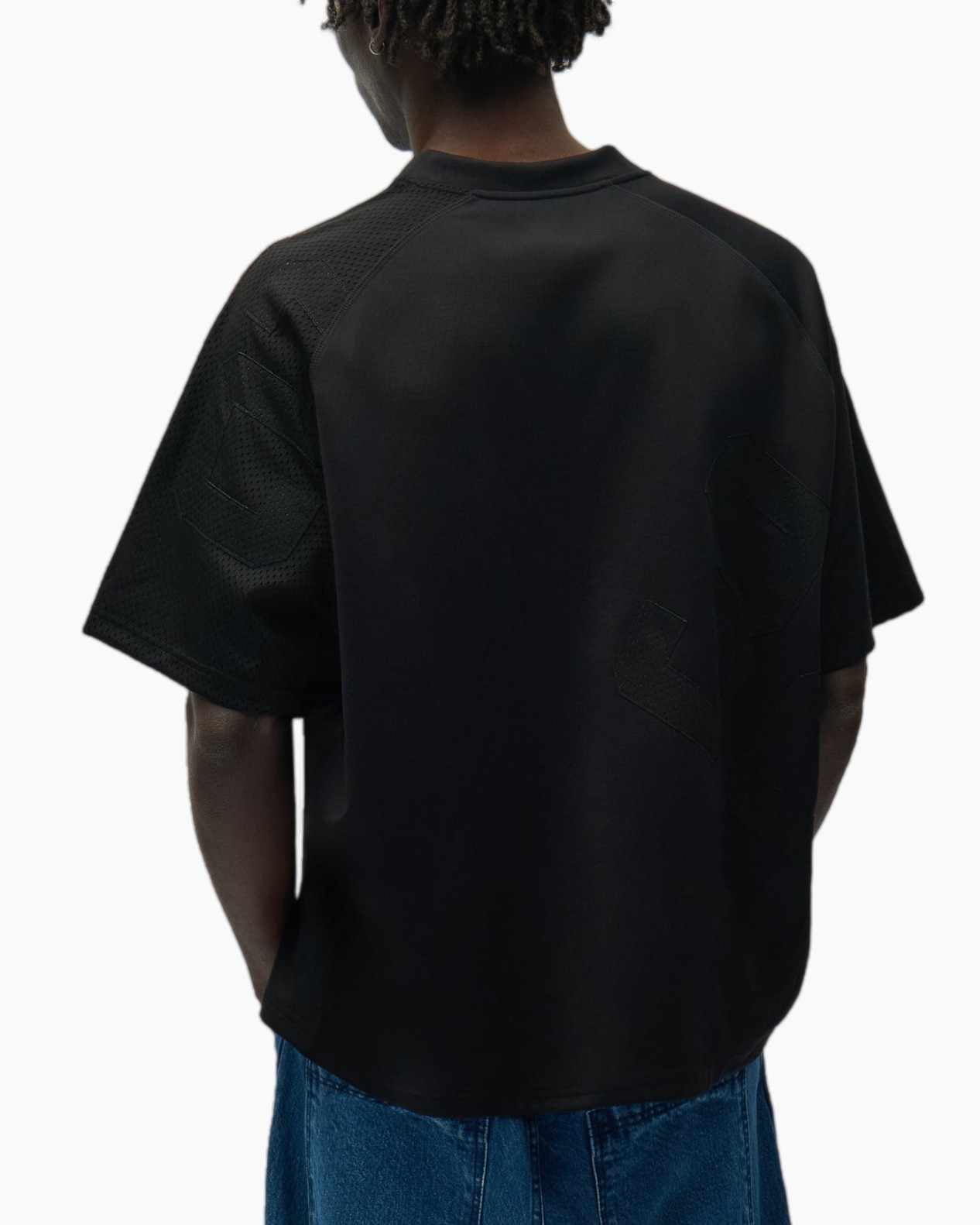 zwart jersey,  oversized tee,  mesh panels, V-hals,  groot nummer 23