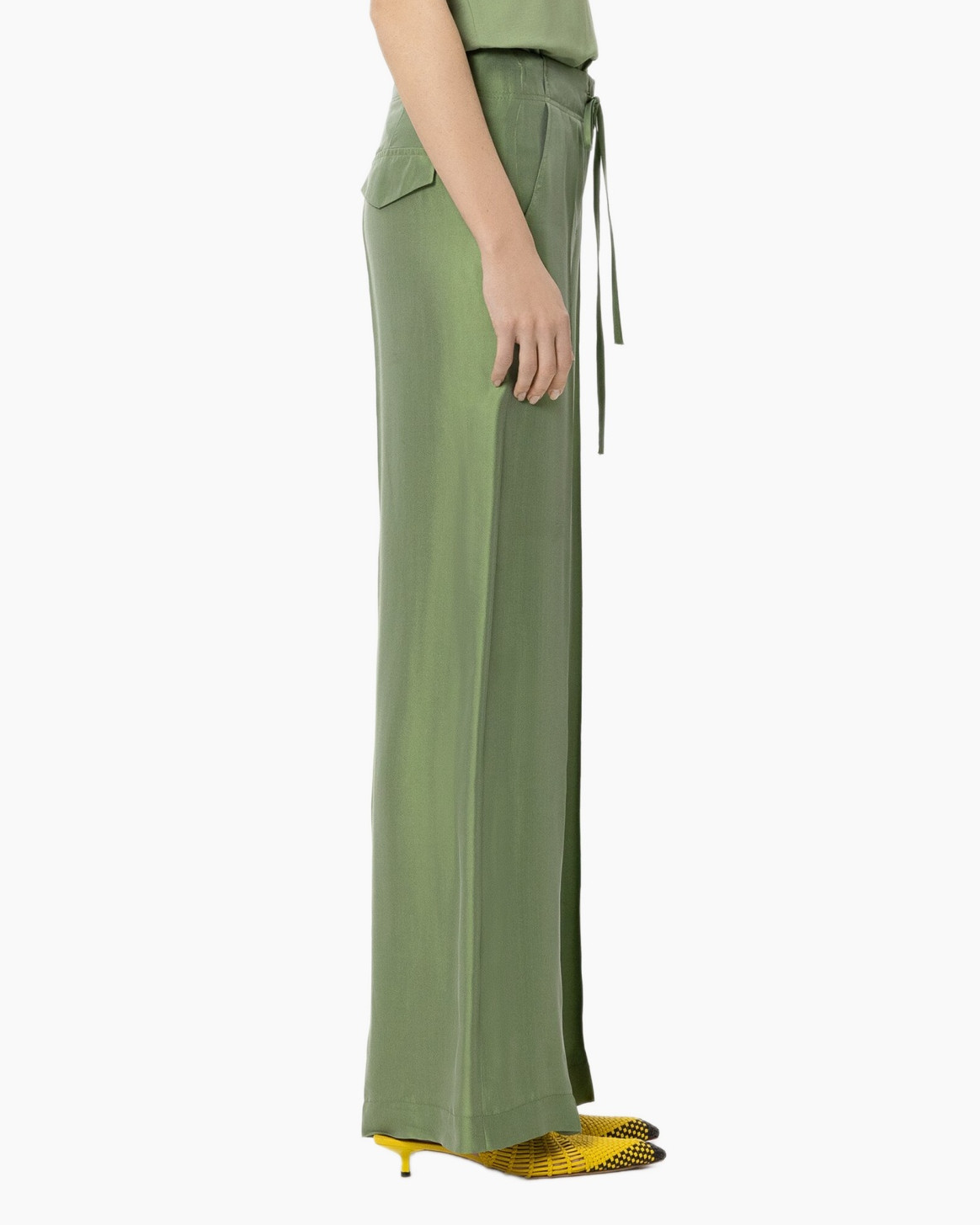 broeken, wijd uitlopend, groen, lijsachtig, split/scheid