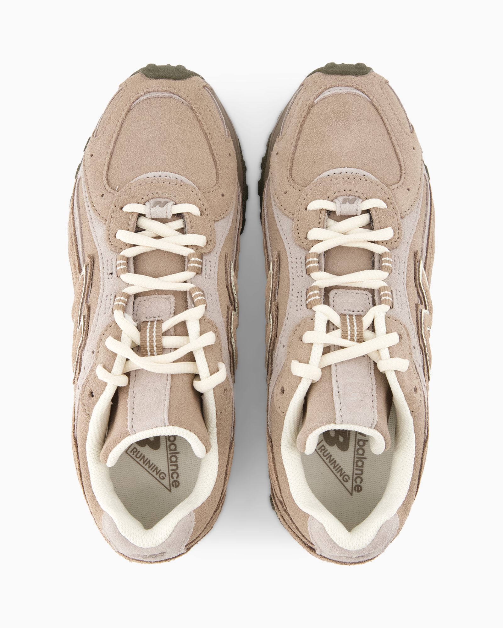 neakers, beige, suede, veters, hardloopschoen