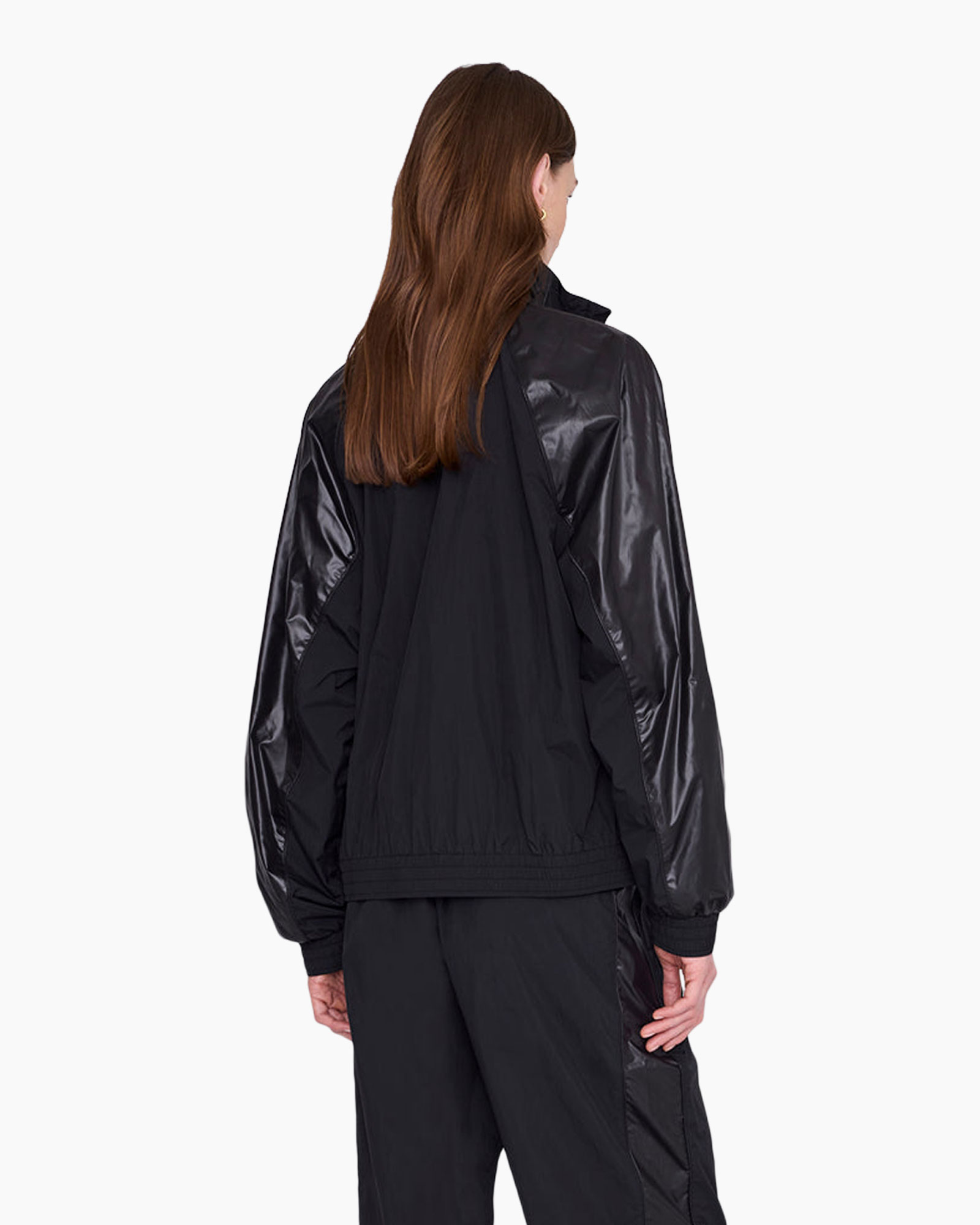 jas, windjack, zwart, puffer mouwen, athleisure