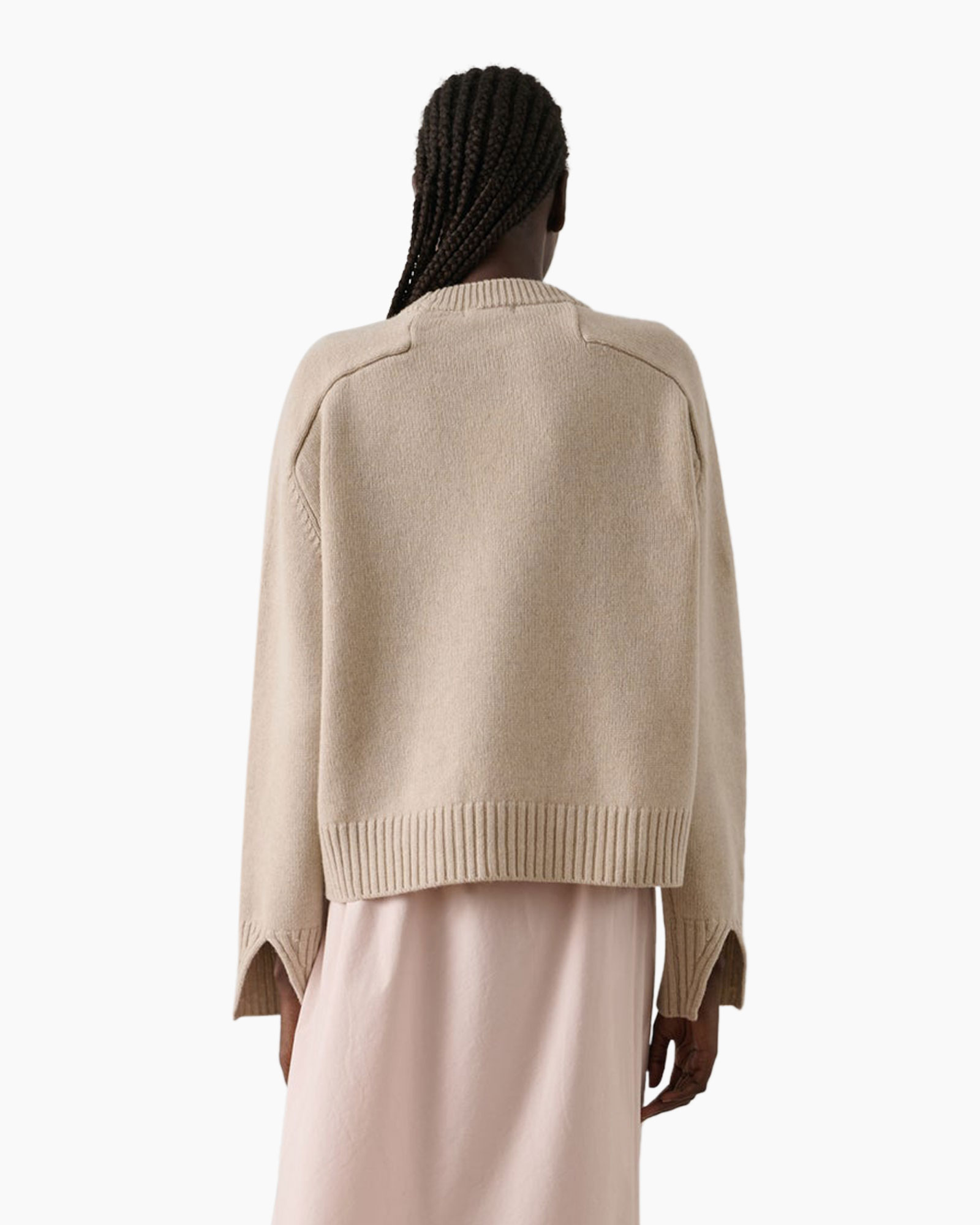 trui, beige, örgü, oversized, sırt görünümü