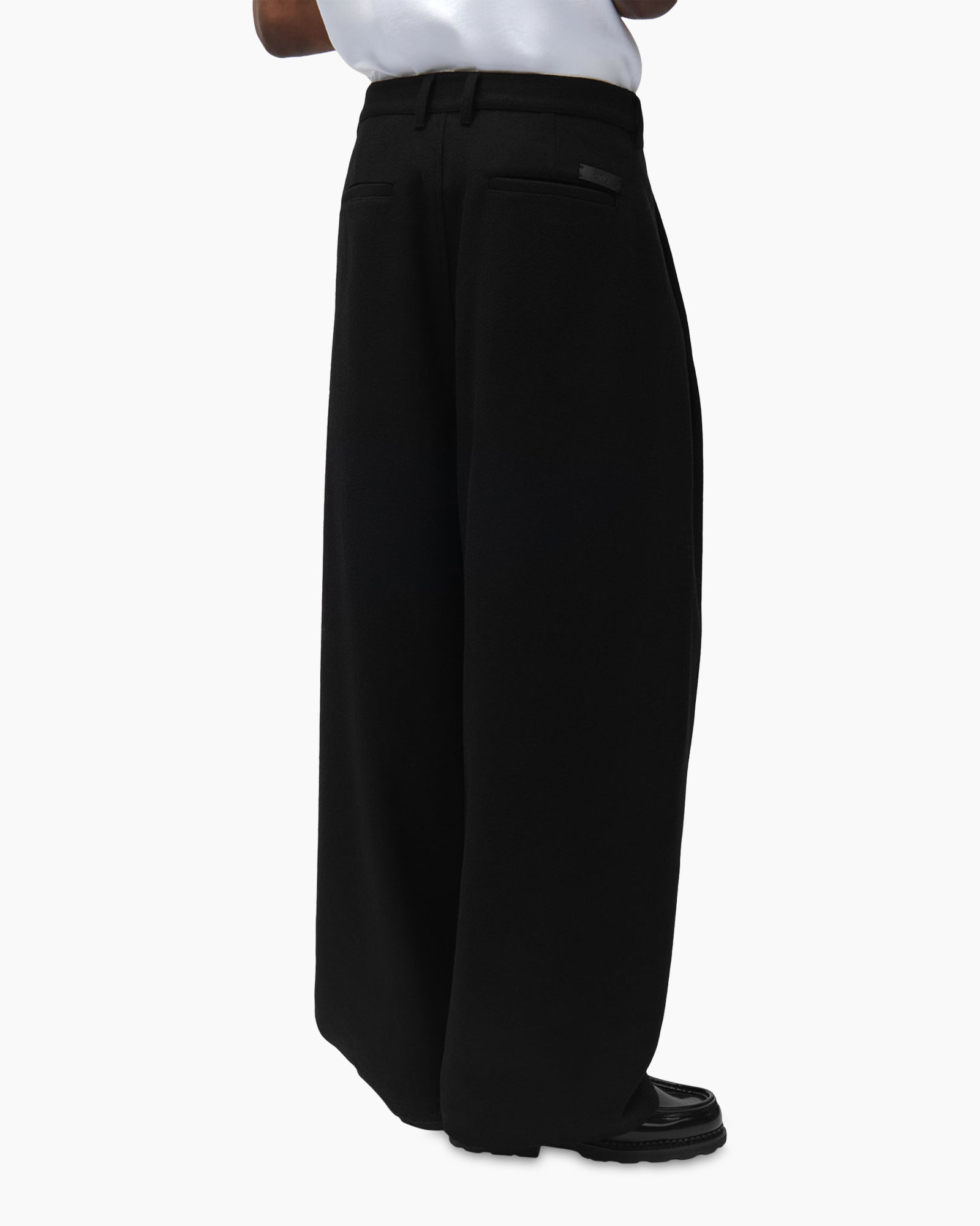 broeken, wijd-uitgaand, zwart, pantalon, achterzakken