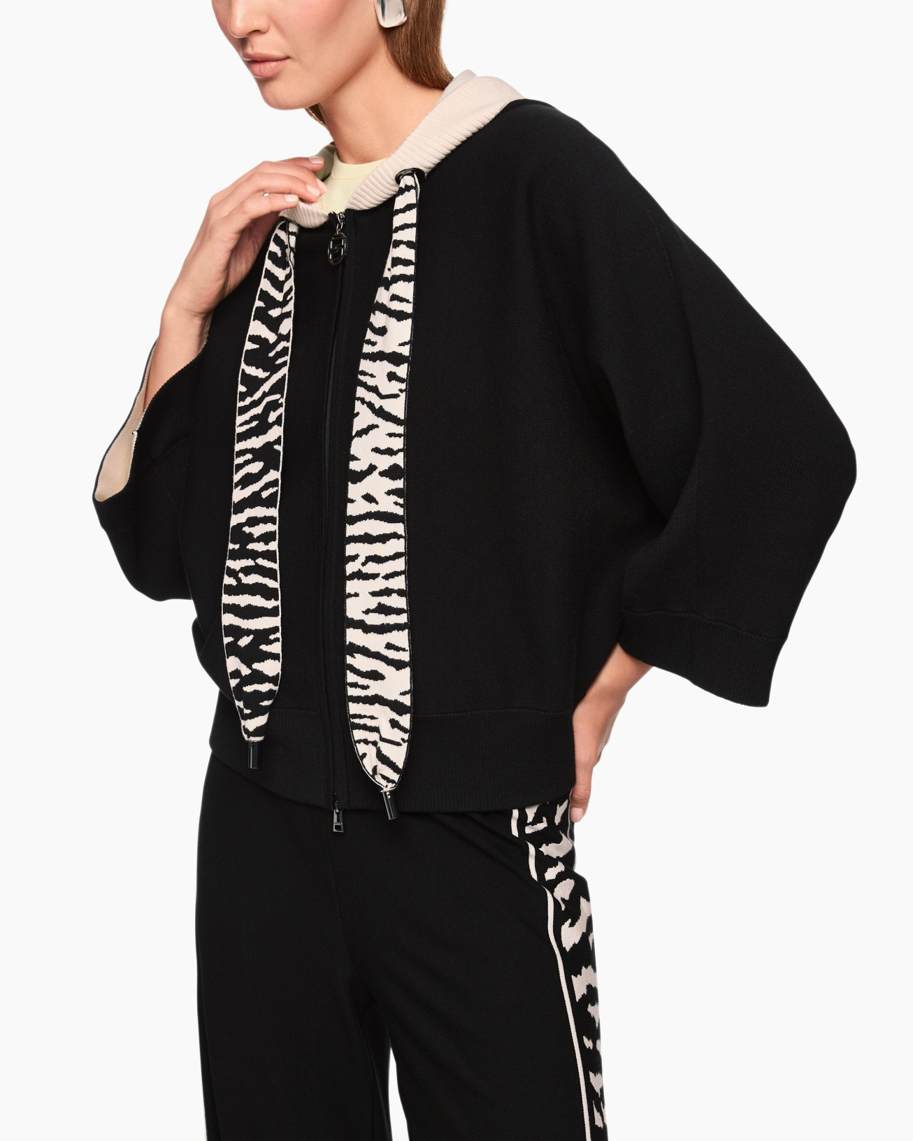 Vest As 39.03 M57 Zwart