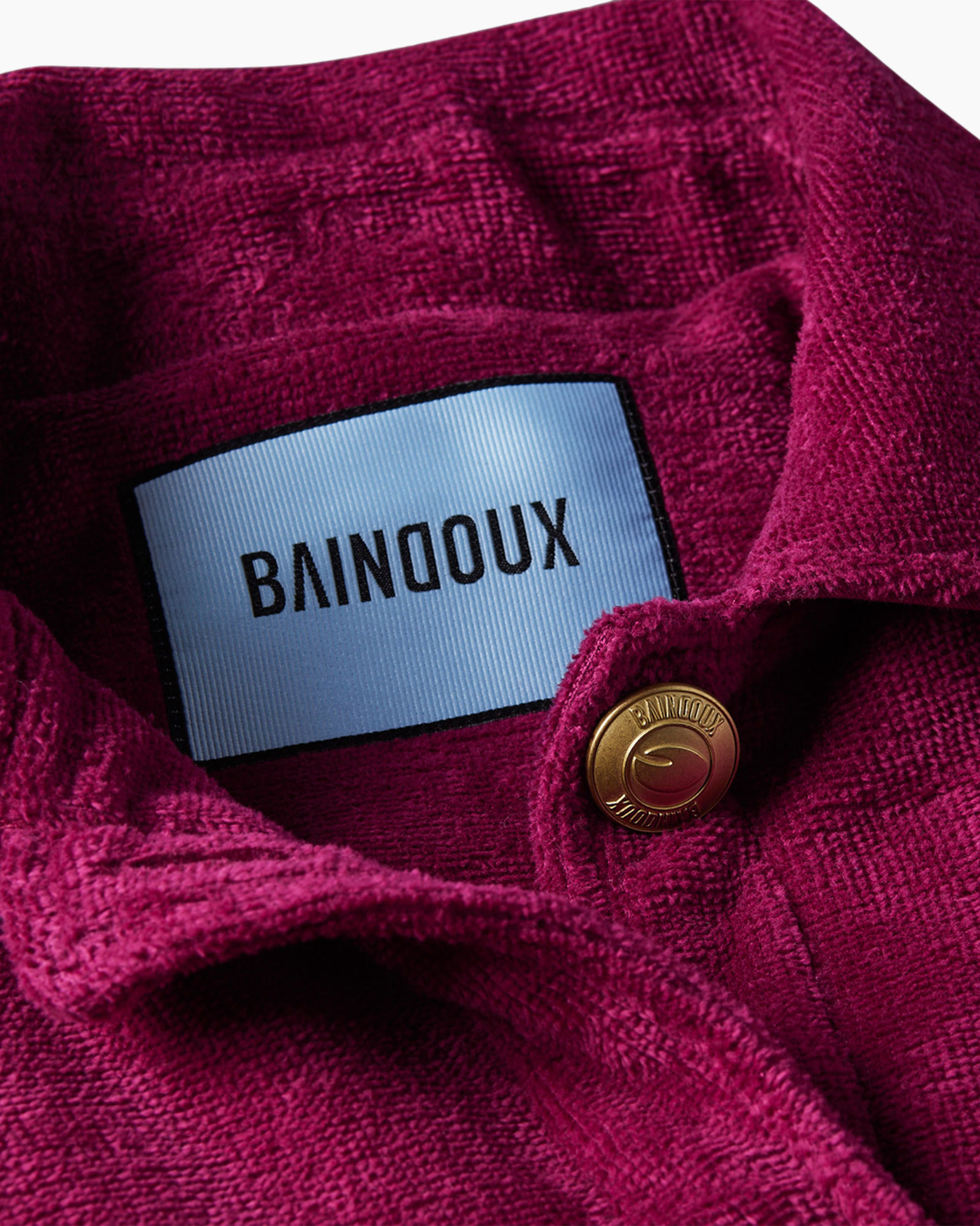 coat, collar, button, fabric, tag label