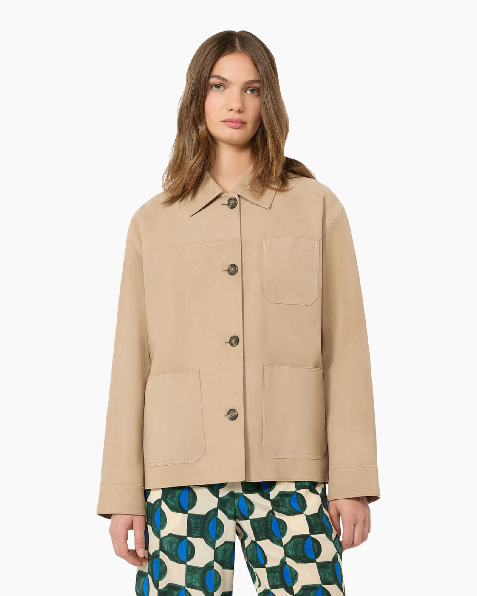 jas beige, knopsluiting voorkant, liggende zakken, kraag, oversized pasvorm