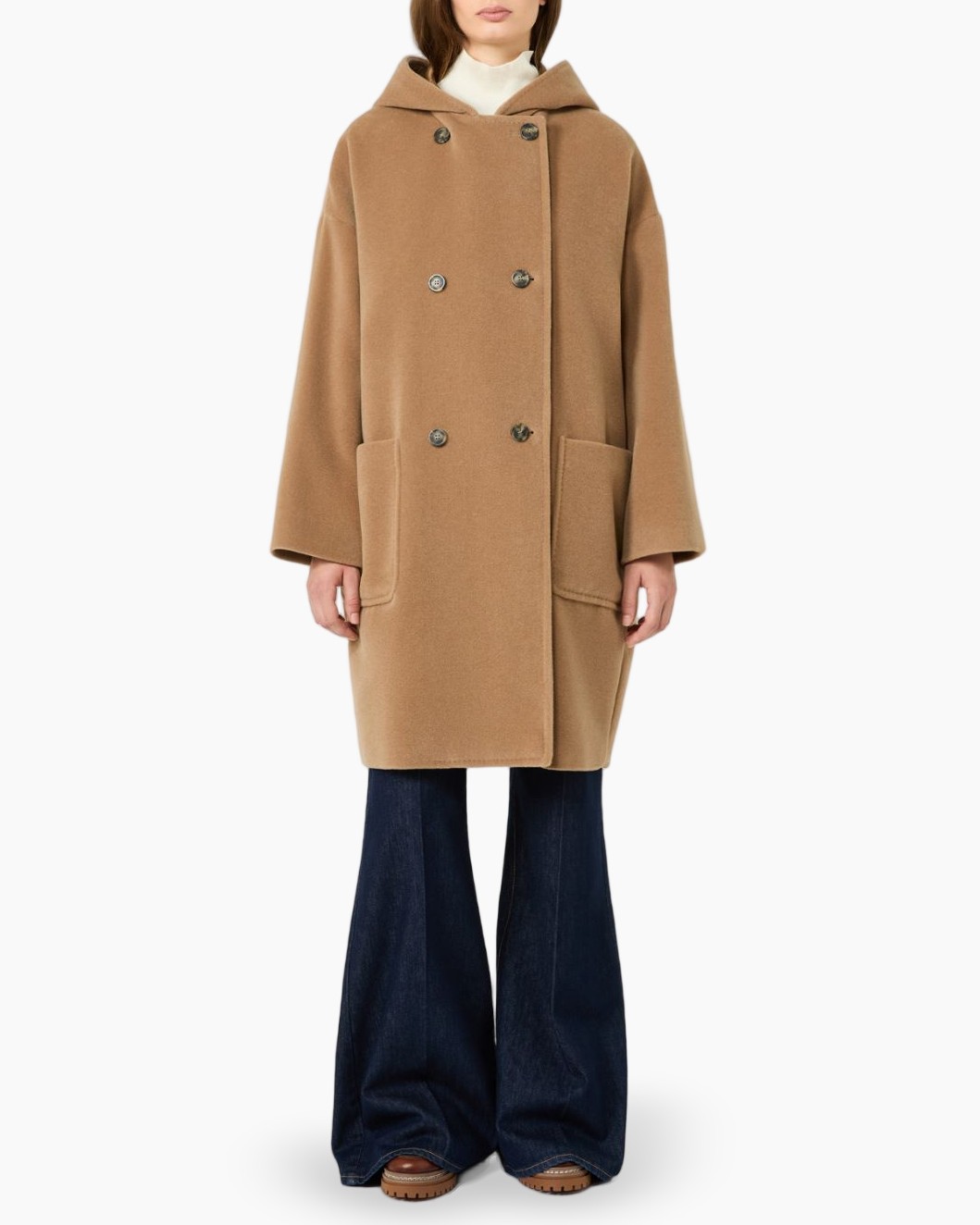 camel coat, dubbelgeritst, zakken, middellang, wijdere broek