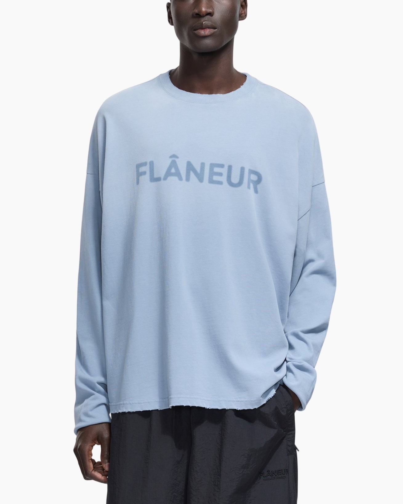 sweater met lange mouwen, lichtblauw, ronde hals, logoprint, rafelige zoom