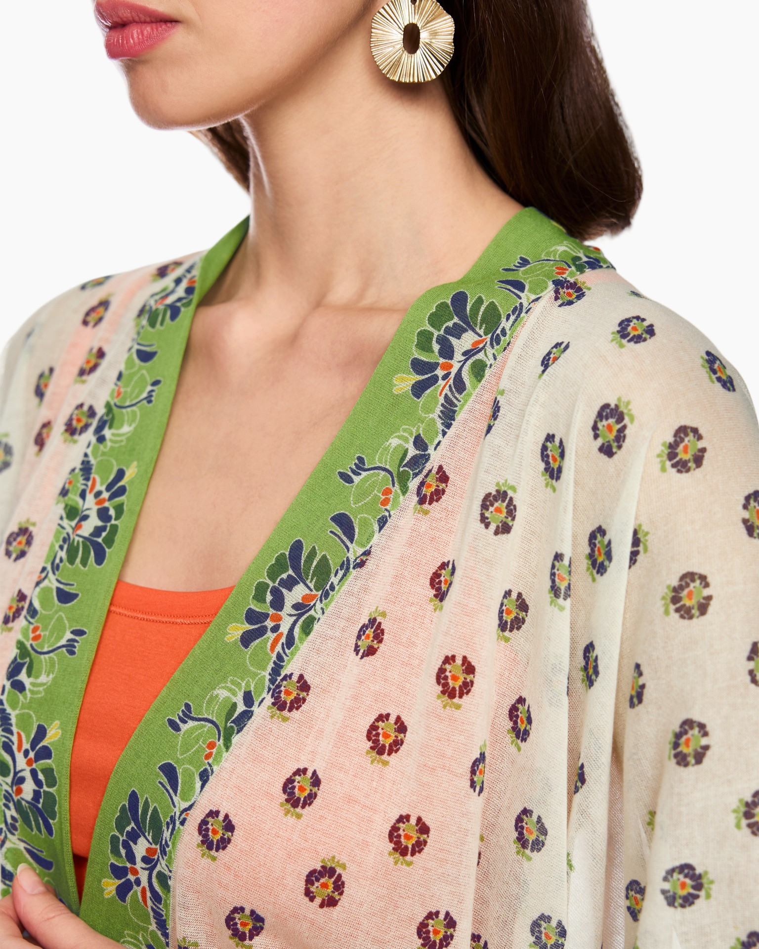 cardigan, kimono, groene bies, bloemendesign, beige