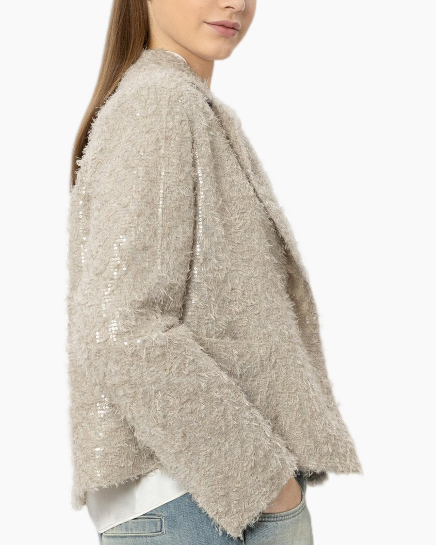 beige, vachtige jas, bouclé, sequinestrook, lange mouw