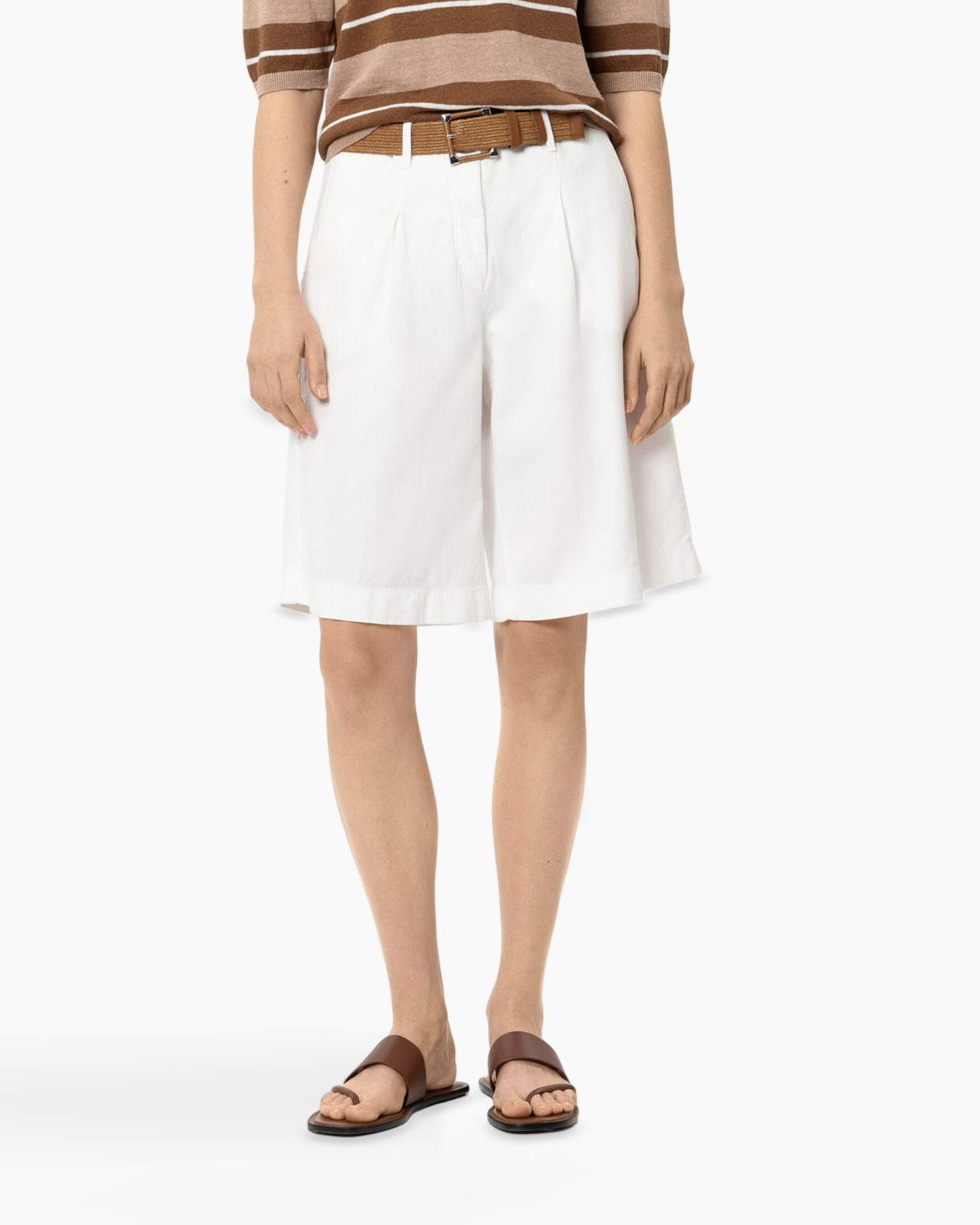 shorts, white, knee-length, linen-like, belted