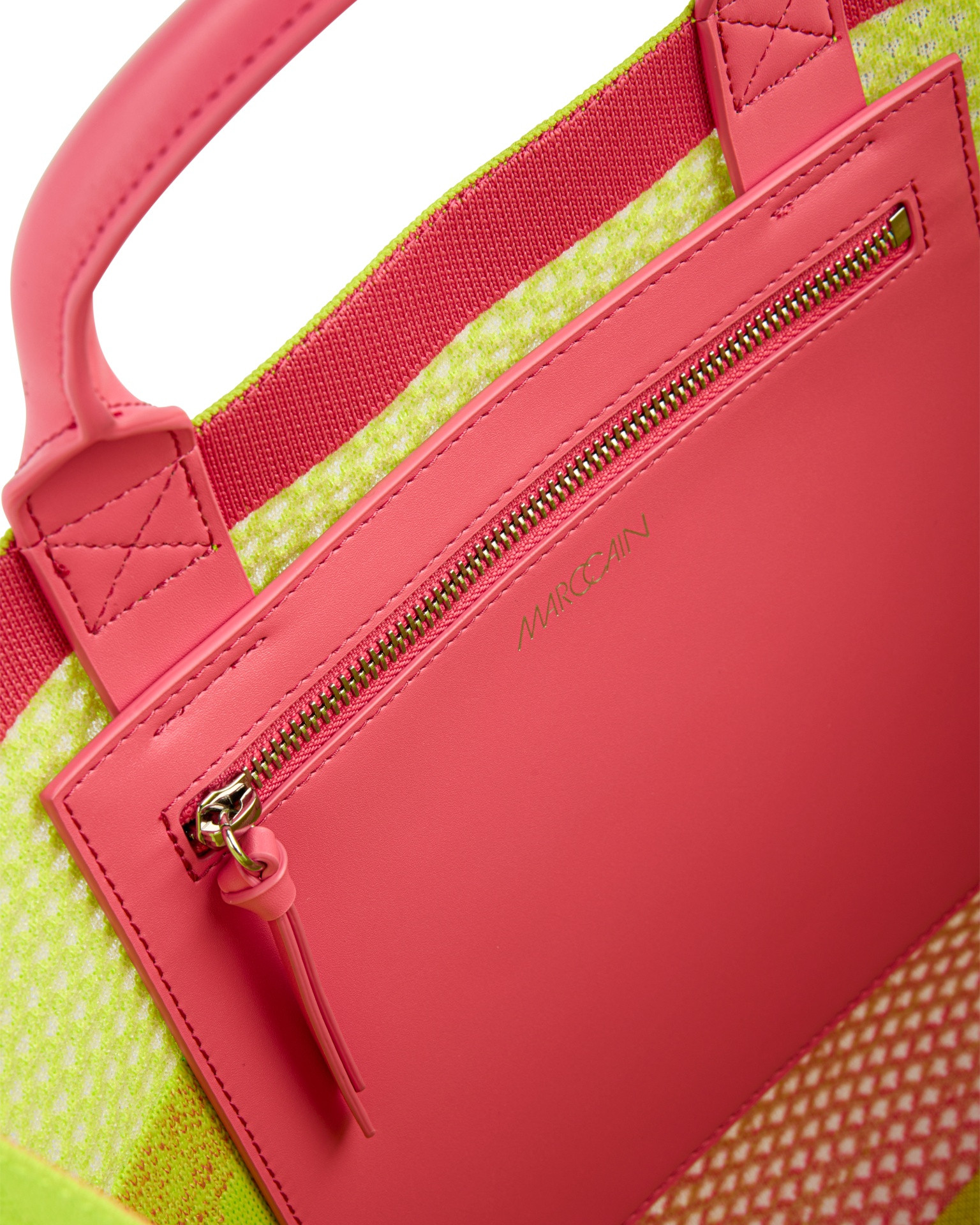 pink bag, zipper pocket, crossbody bag, neon lining, Marc Cain