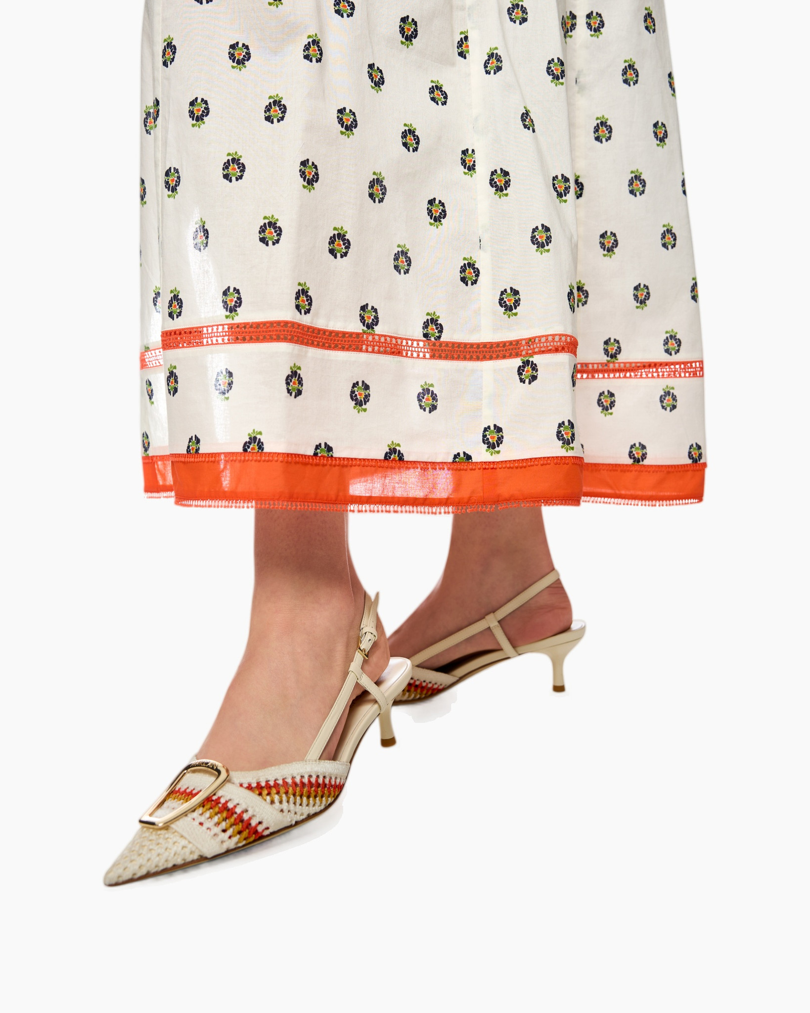 hak-ankelband hak, spunt-top, gewoven patroon, oranje rand, knee-lengte jurk