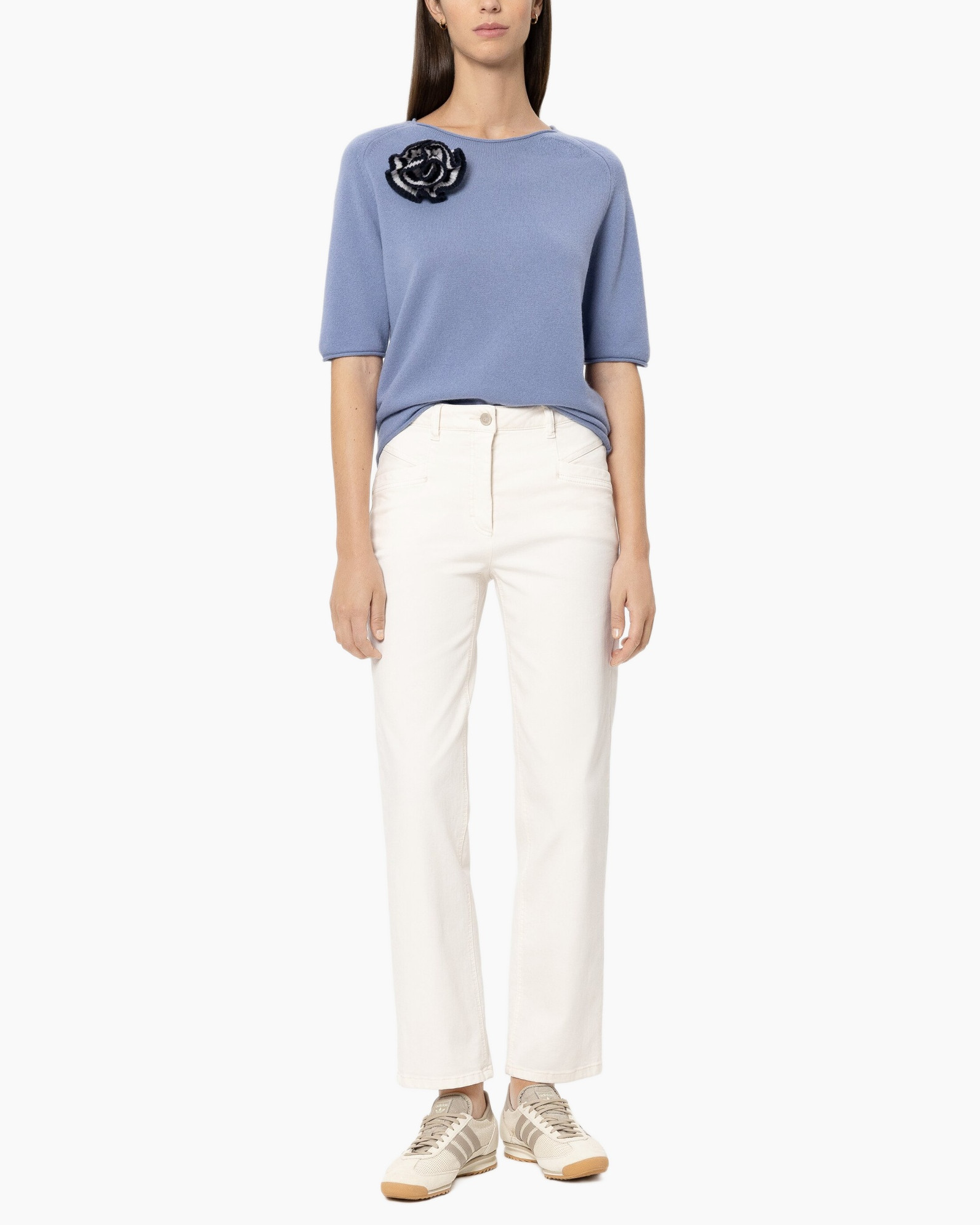 Clothing, T-Shirt, Pants, Shirt, Person