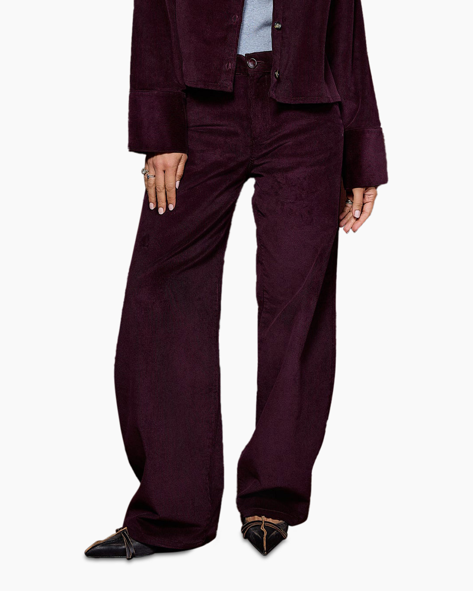 broek van fluweel, wijd uitlopende broek, burgundy kleur, broek, volle lengte