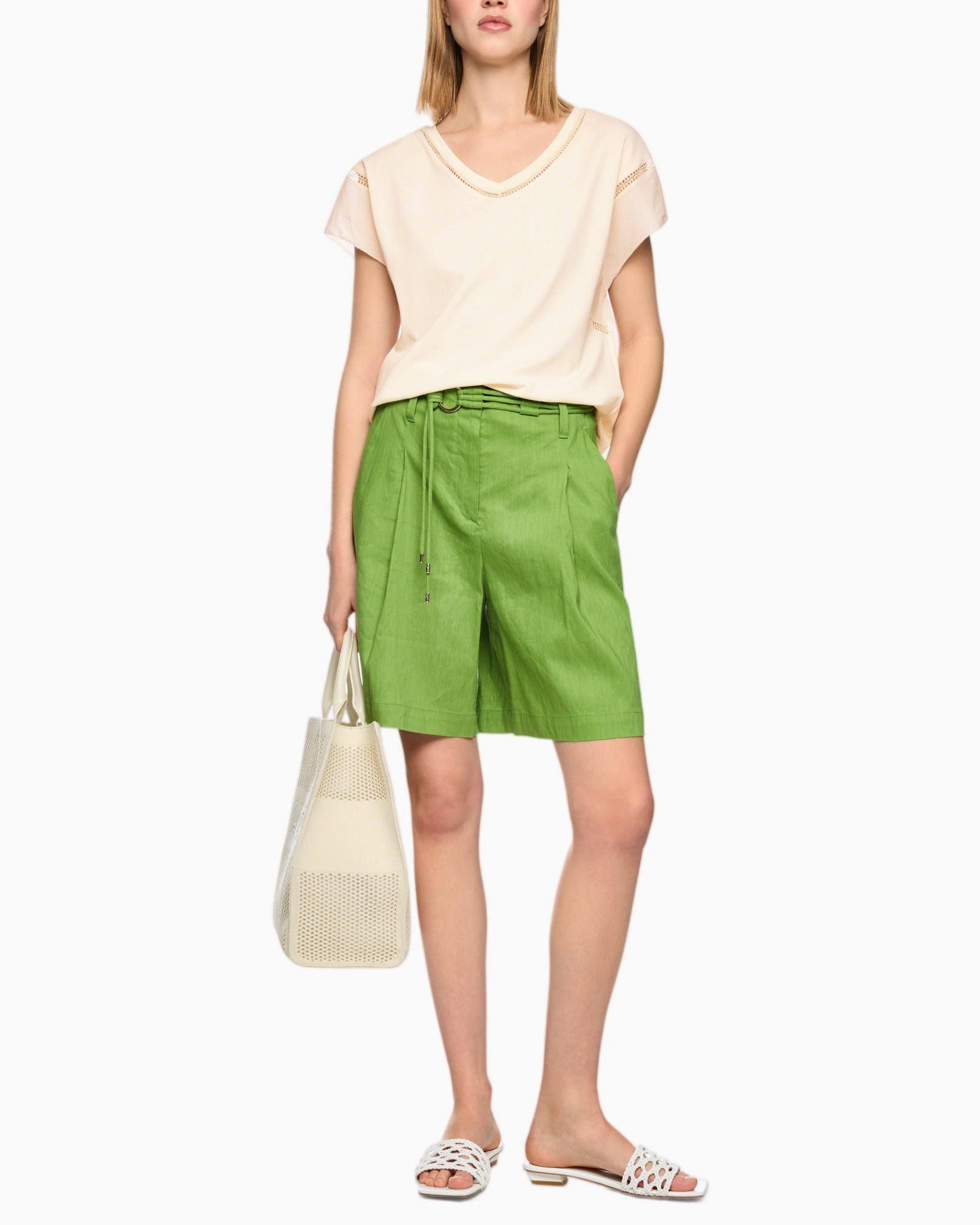 t-shirt, korte broeken, linnen, groen, tas