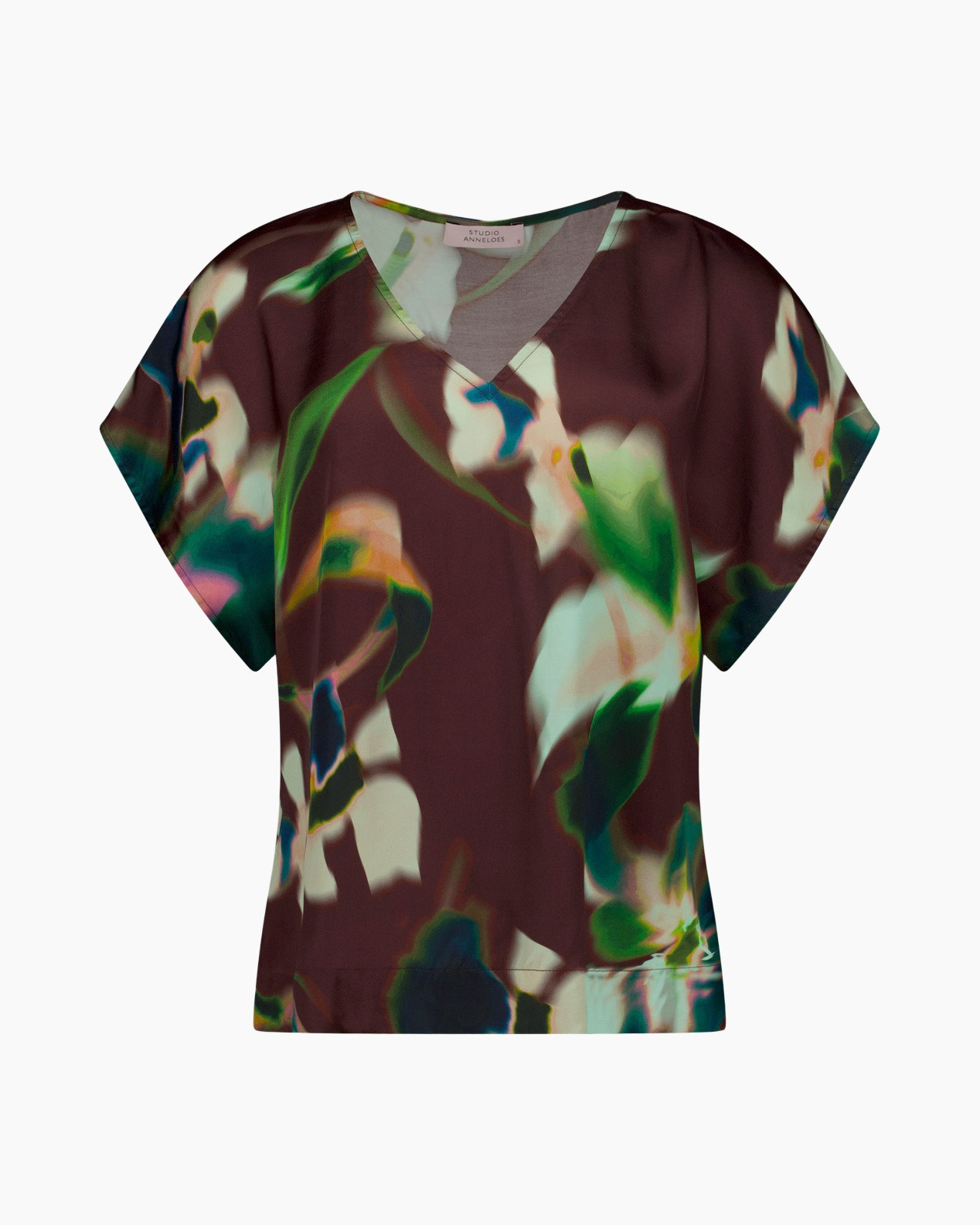 top, blouse, short-sleeve, abstract-print, v-neck