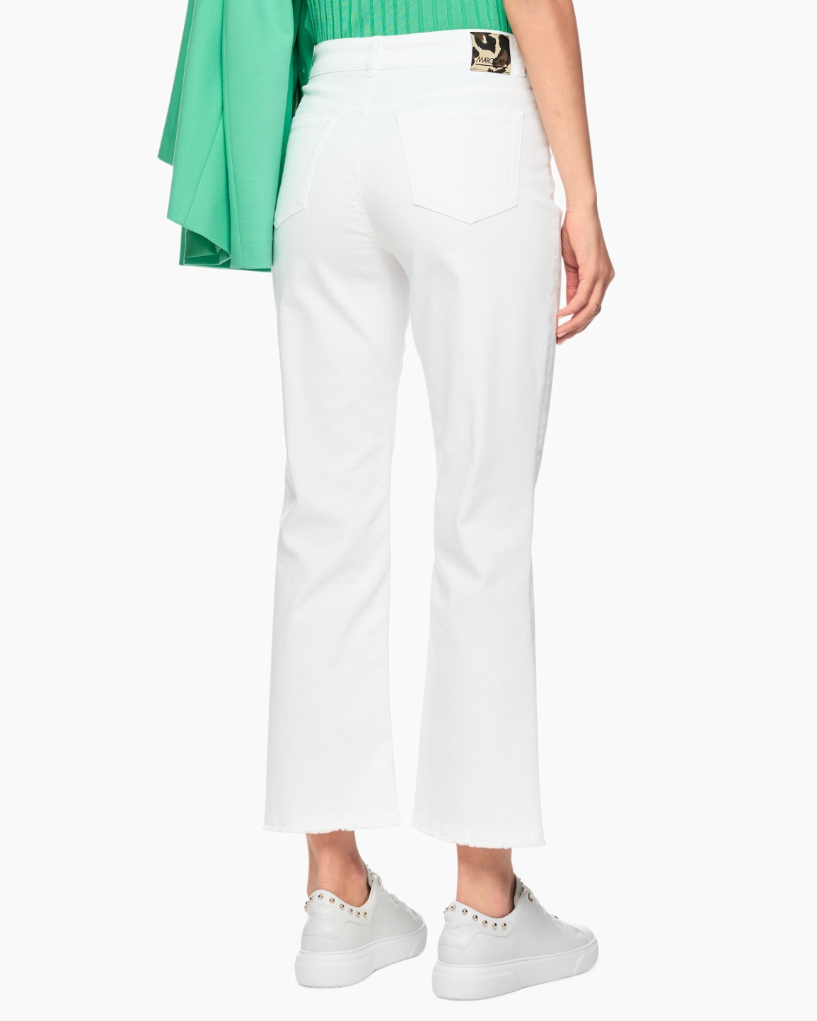 white pants, straight leg, ankle length, casual pants, canvas sneakers