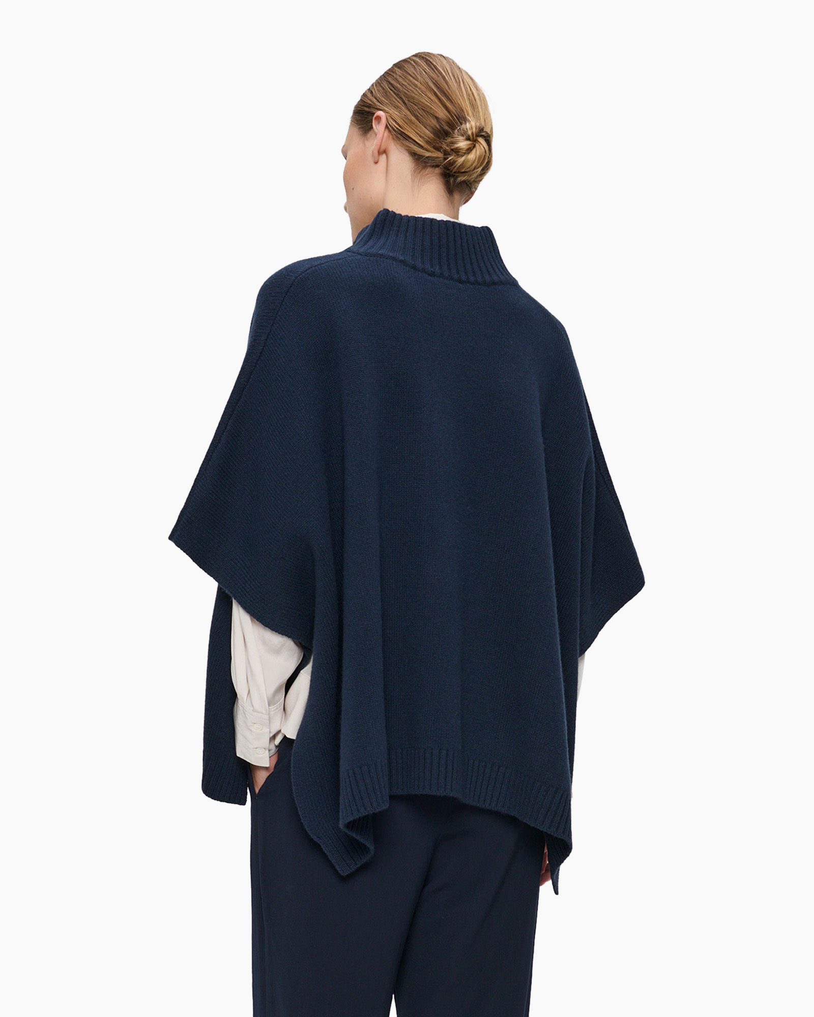 Spencer Fine Wool Poncho Donker Blauw
